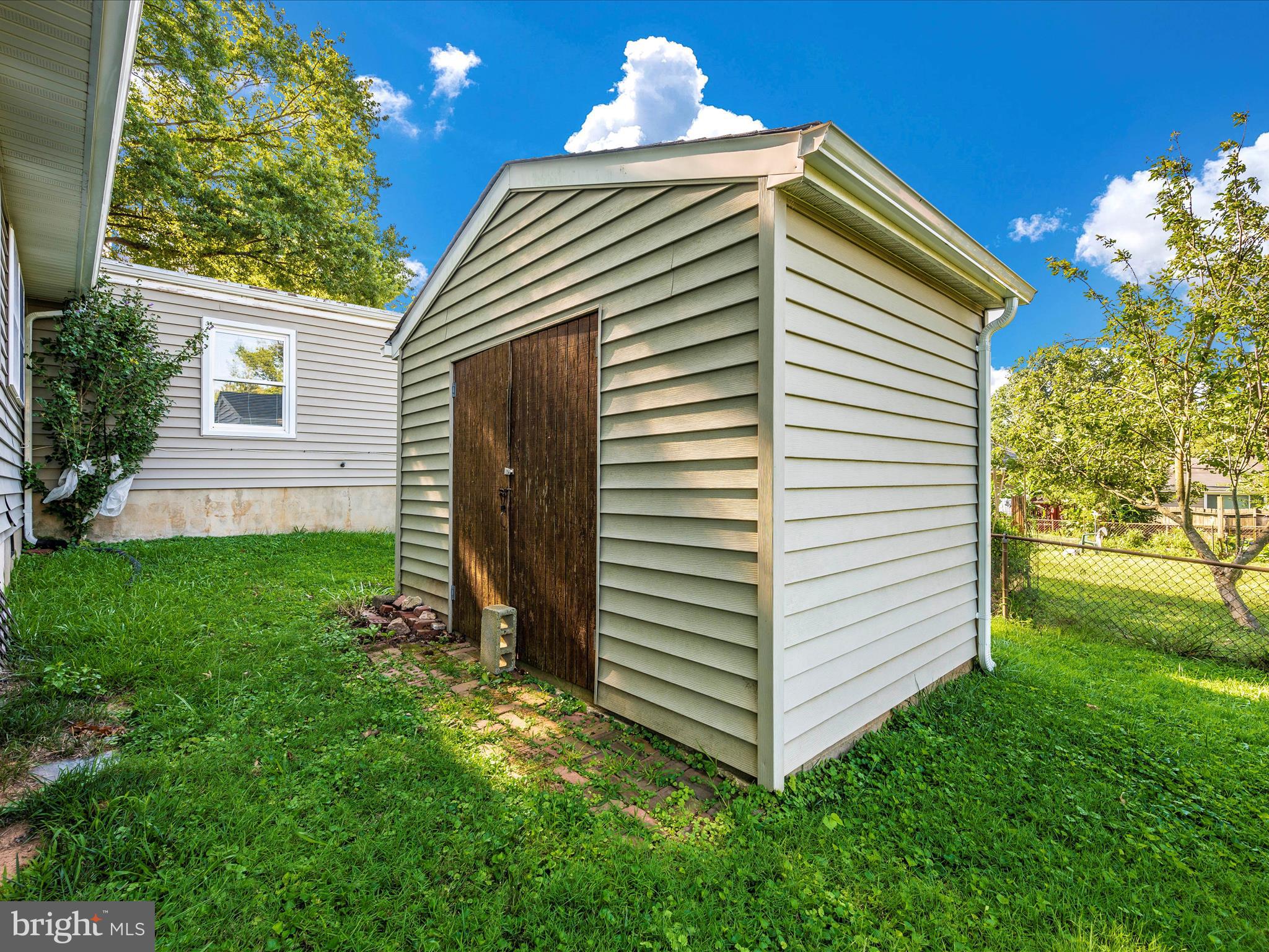 BROOKHAVEN - Residential