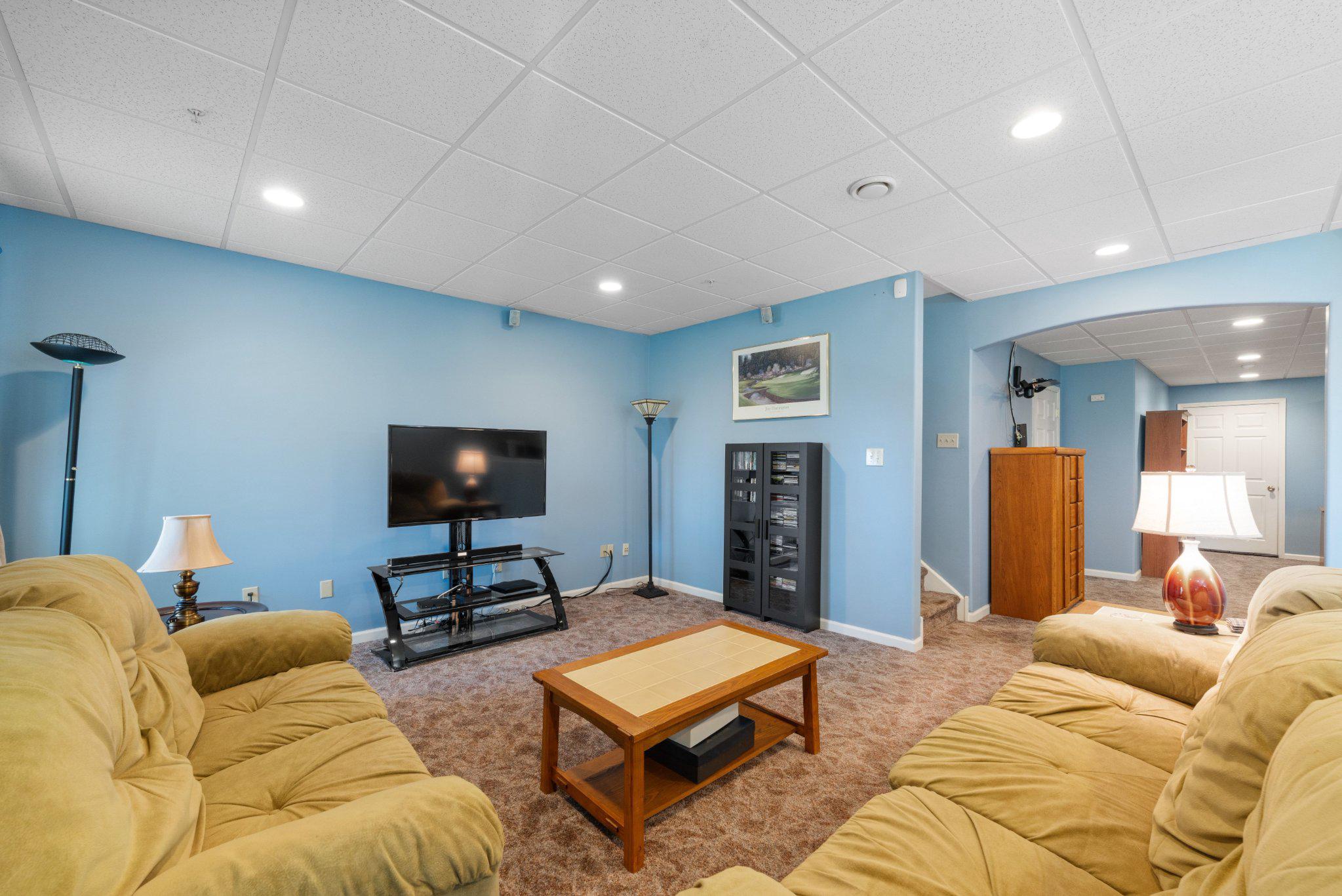 WHITELAND HILLS - Residential