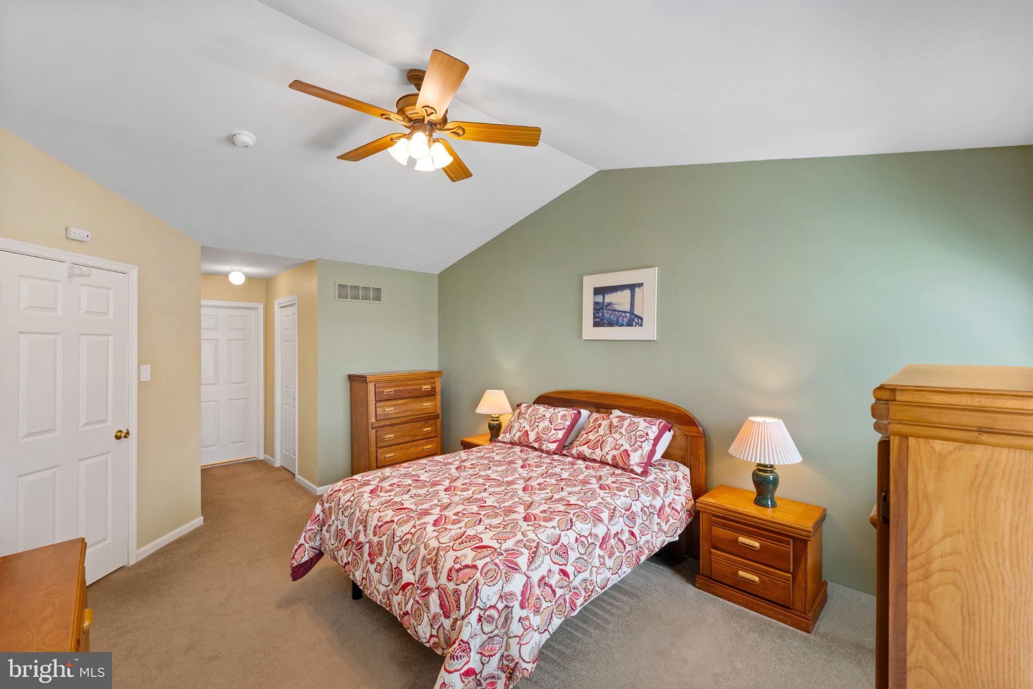 WHITELAND HILLS - Residential