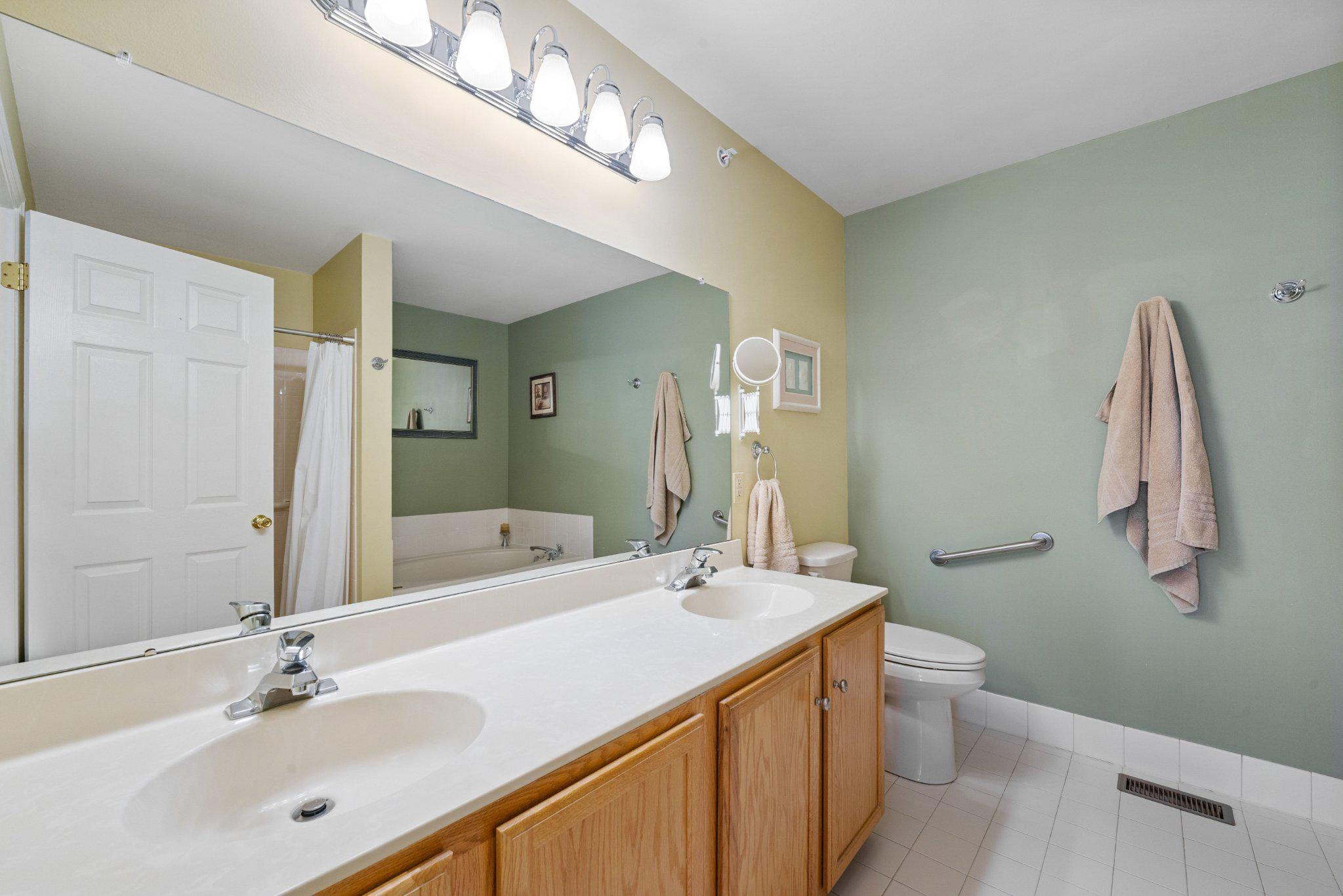 WHITELAND HILLS - Residential