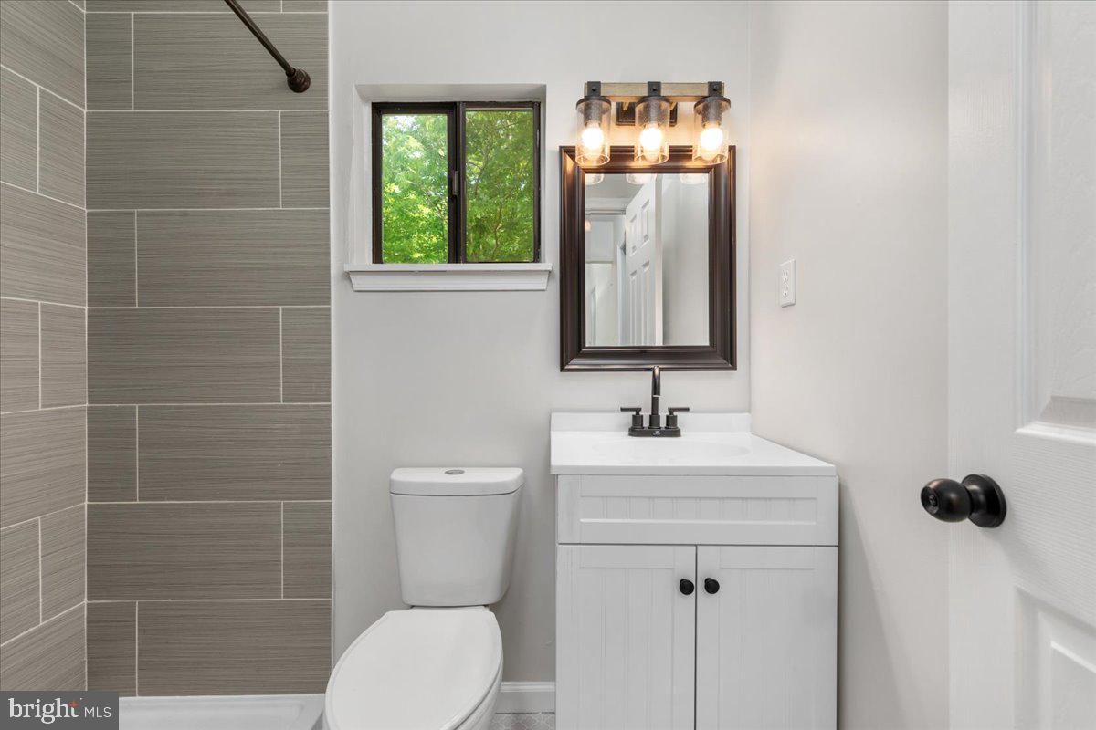 SHAWNEELAND - Residential