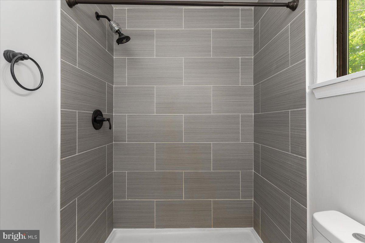 SHAWNEELAND - Residential