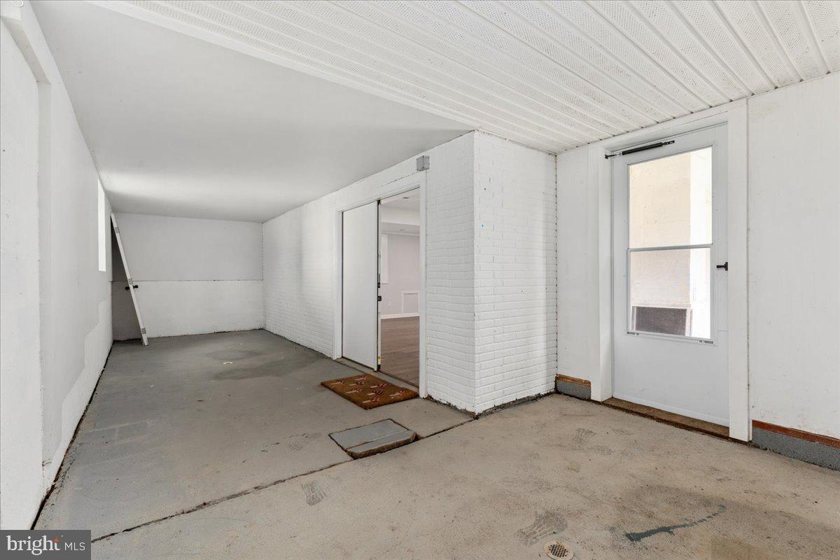 SHAWNEELAND - Residential