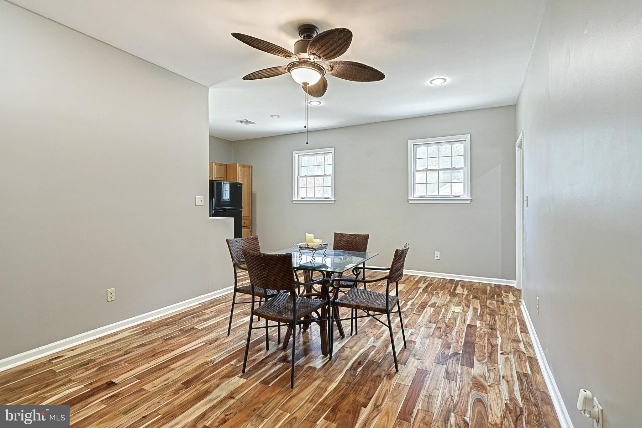 SPORTSMAN CLUB - Residential