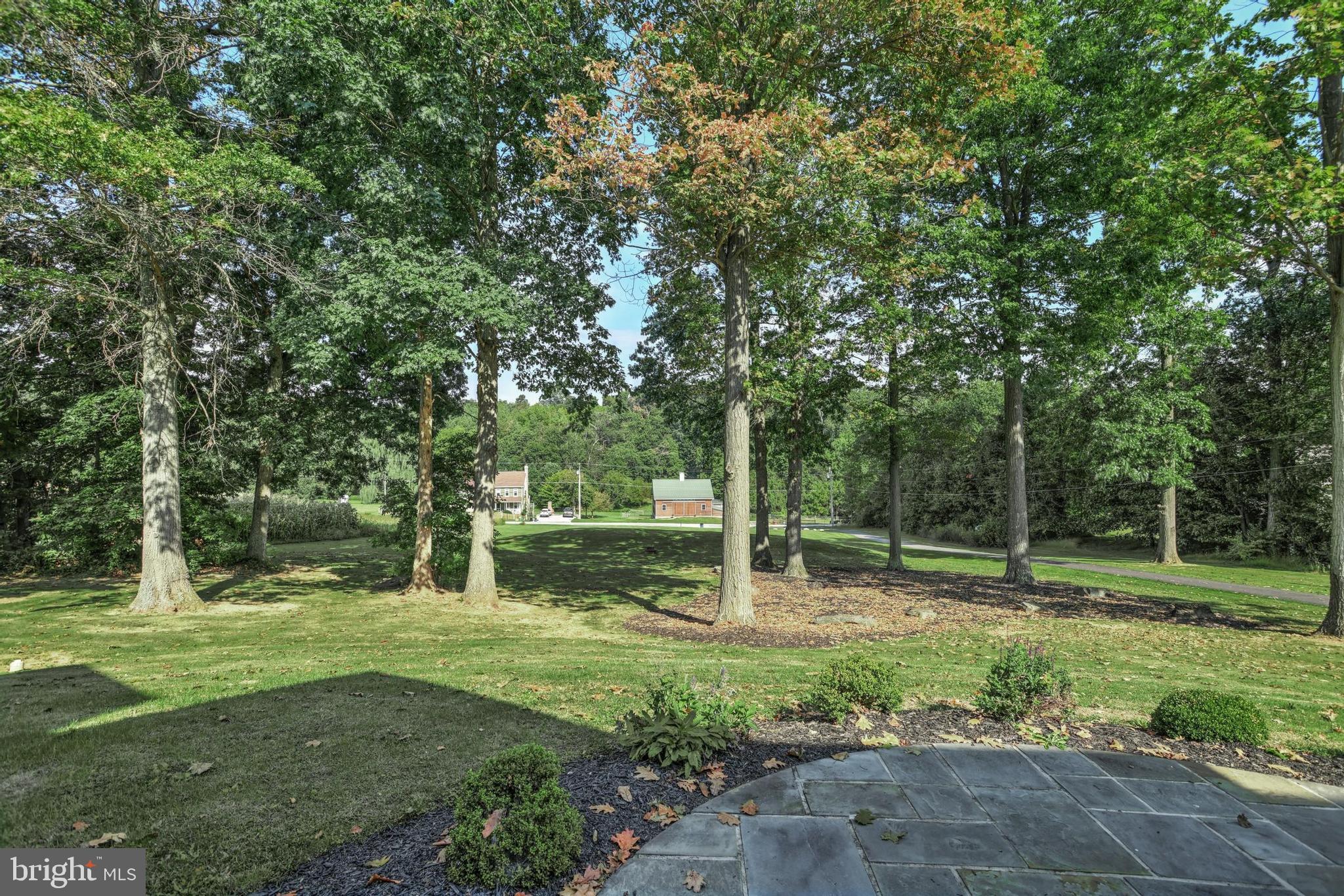 SPORTSMAN CLUB - Residential