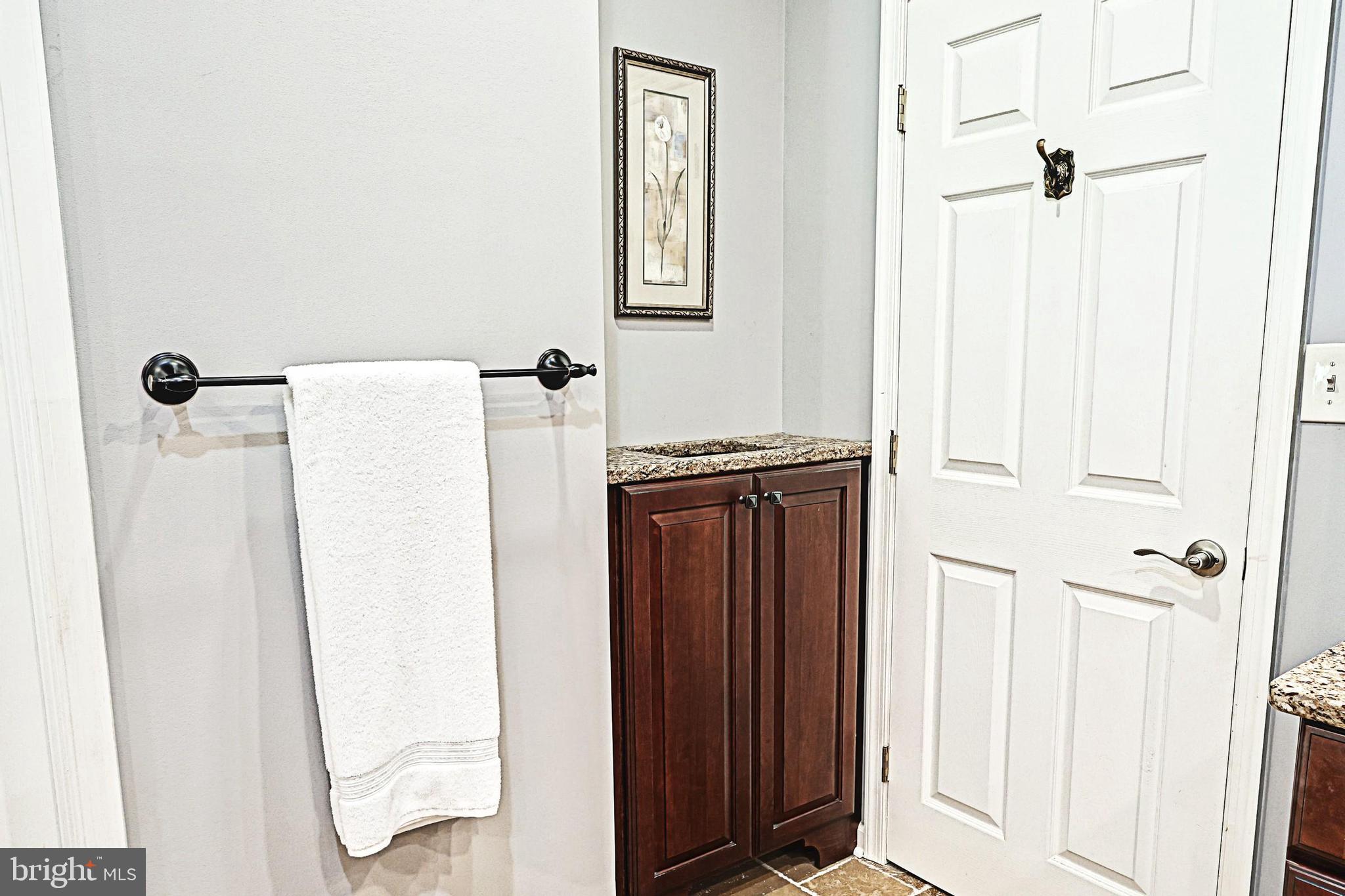 SPORTSMAN CLUB - Residential