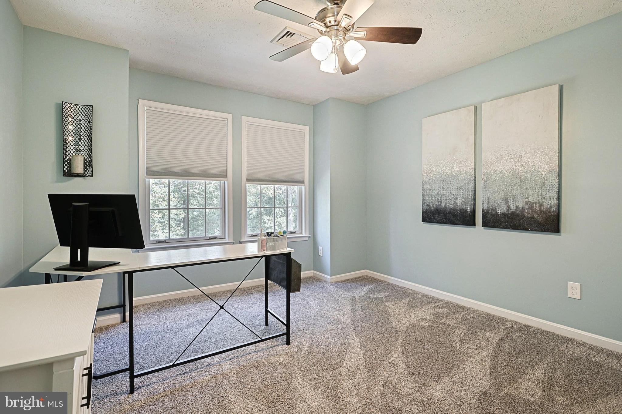 SPORTSMAN CLUB - Residential