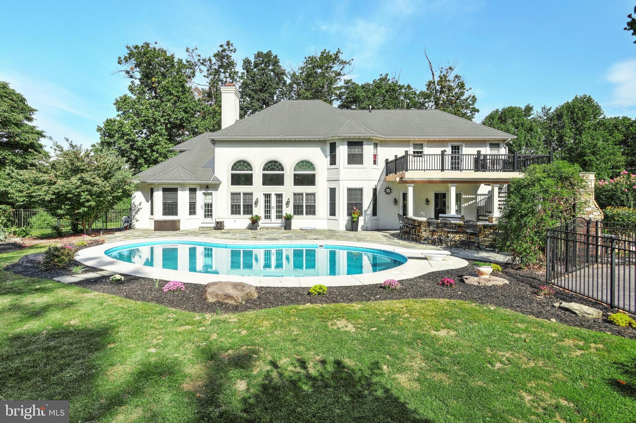 SPORTSMAN CLUB - Residential