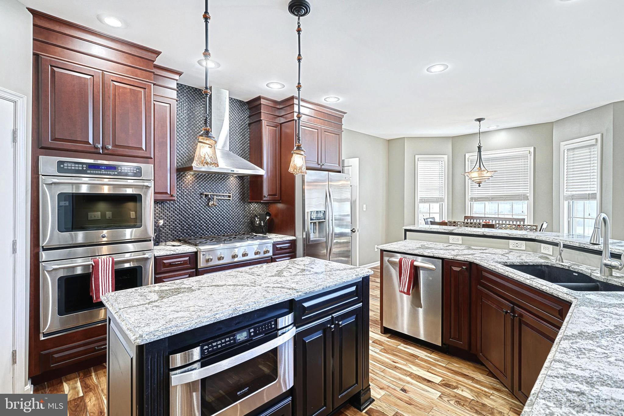 SPORTSMAN CLUB - Residential