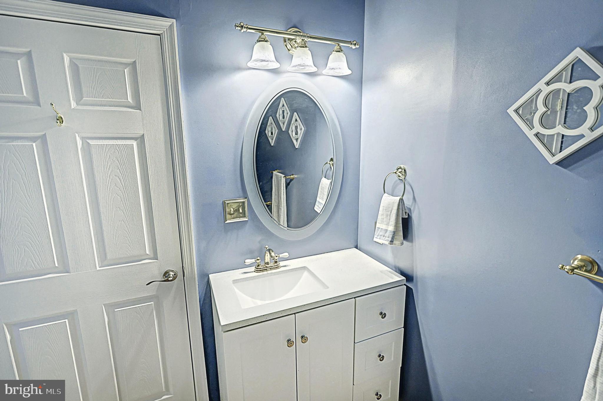 SPORTSMAN CLUB - Residential