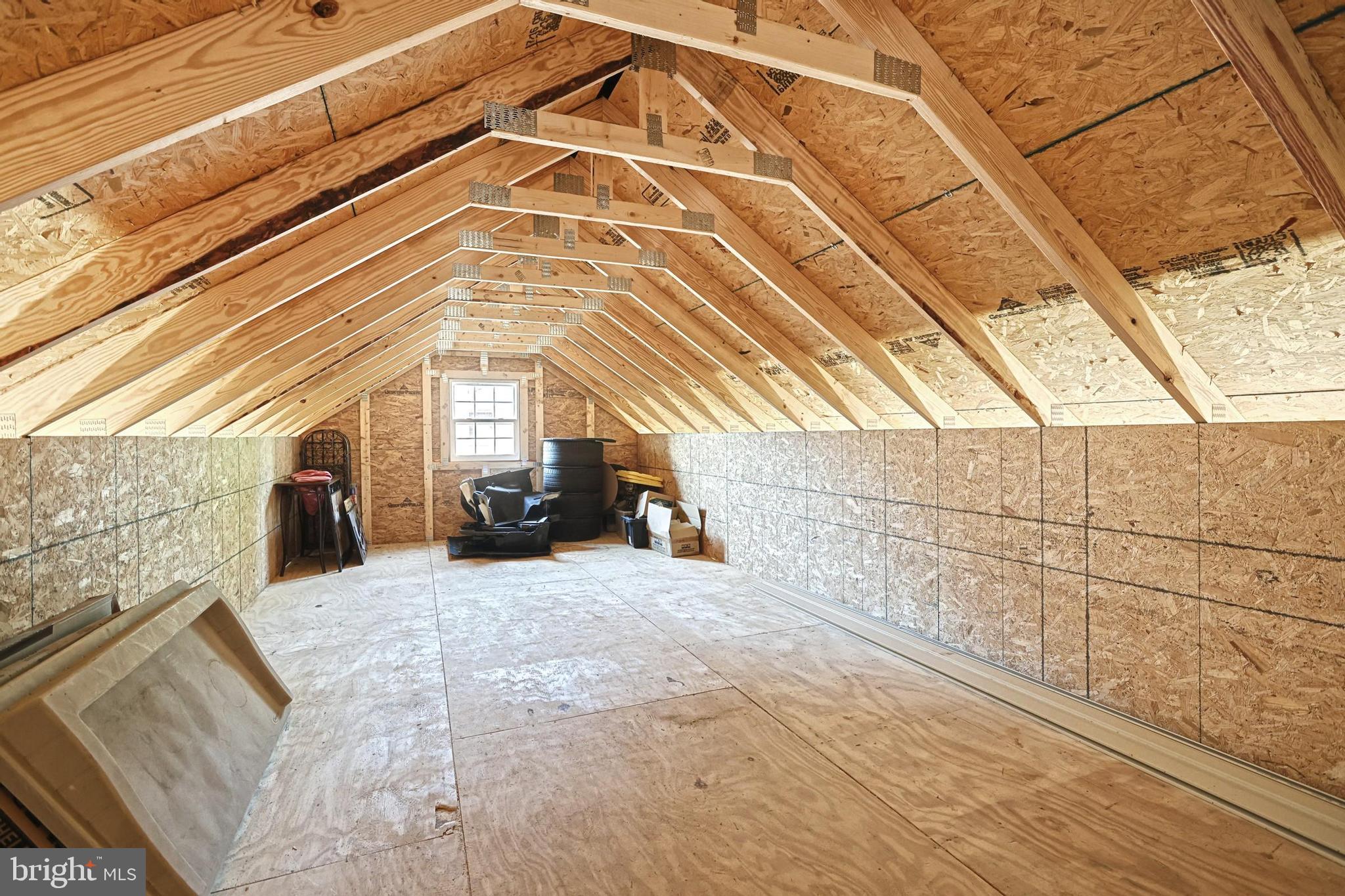 SPORTSMAN CLUB - Residential