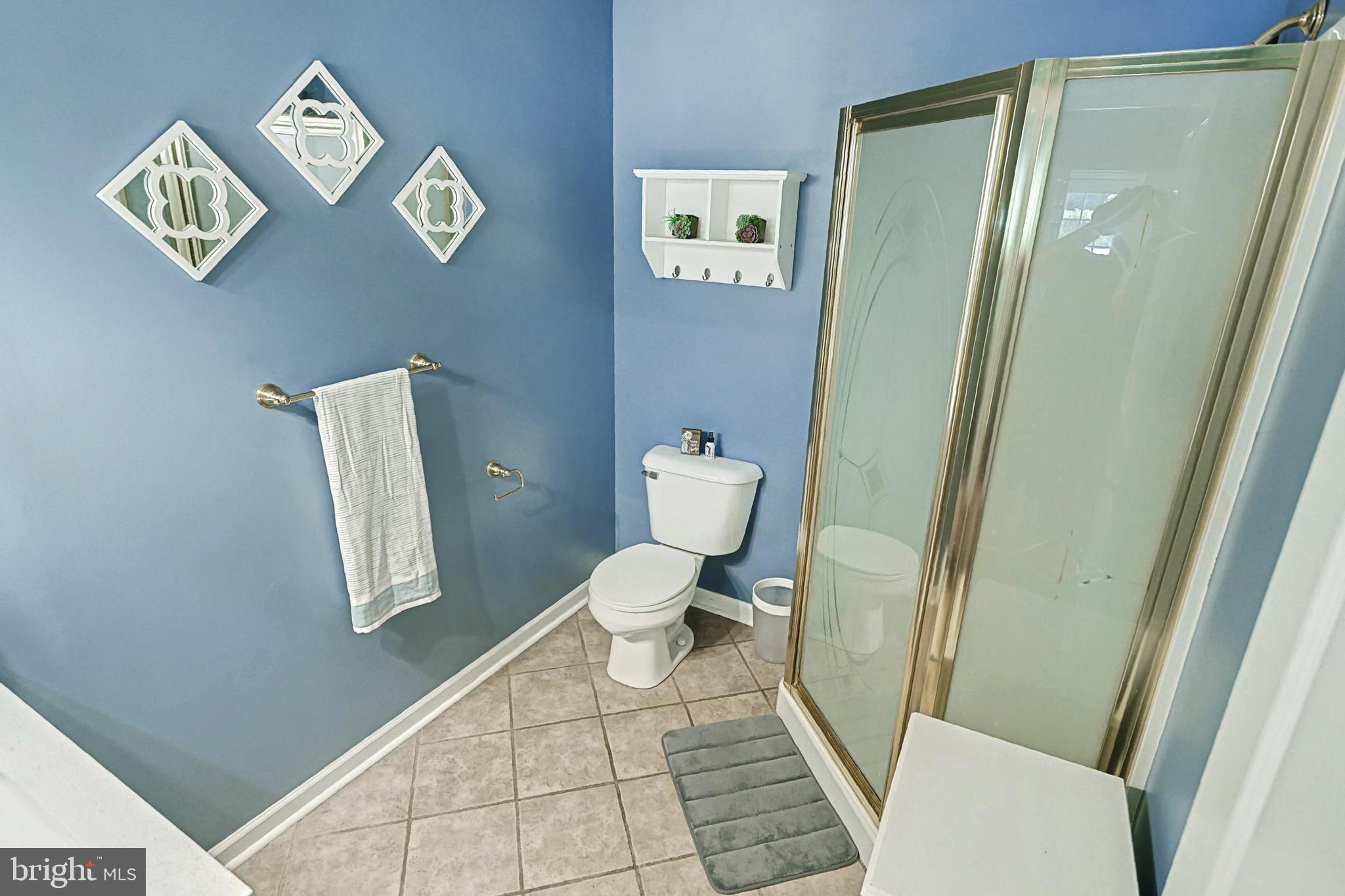 SPORTSMAN CLUB - Residential