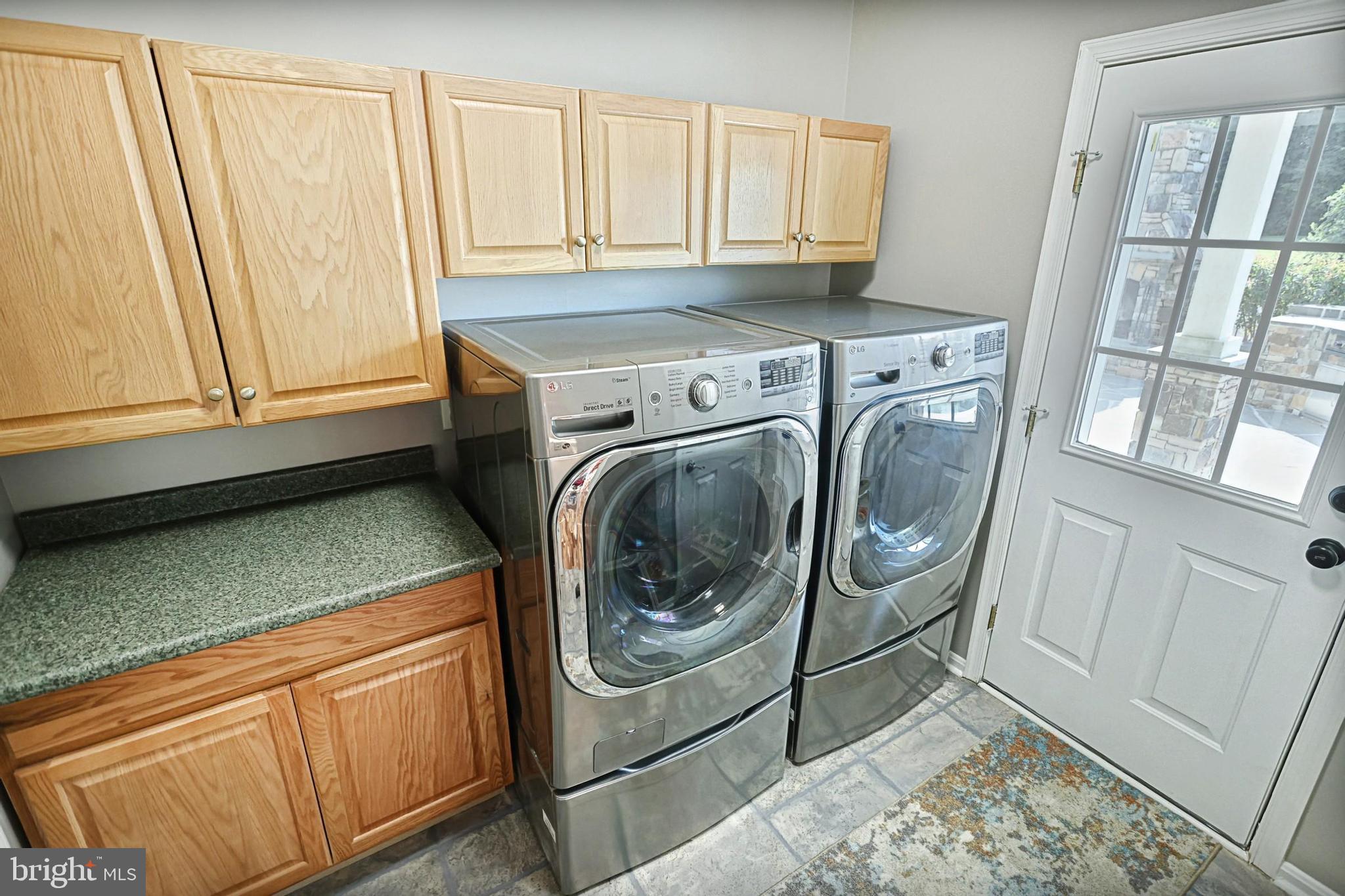 SPORTSMAN CLUB - Residential