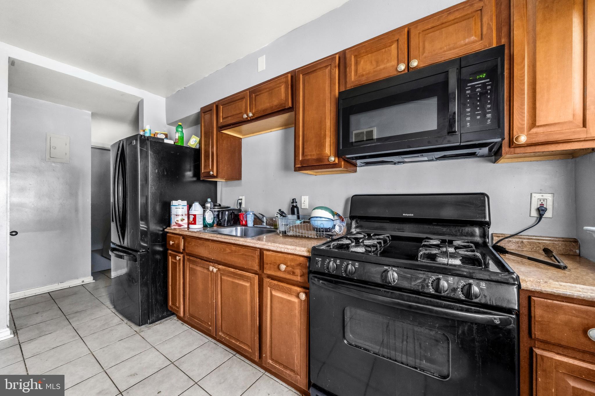 PERRING LOCH - Residential