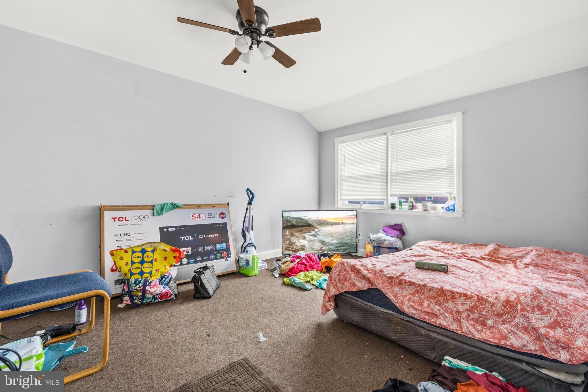 PERRING LOCH - Residential