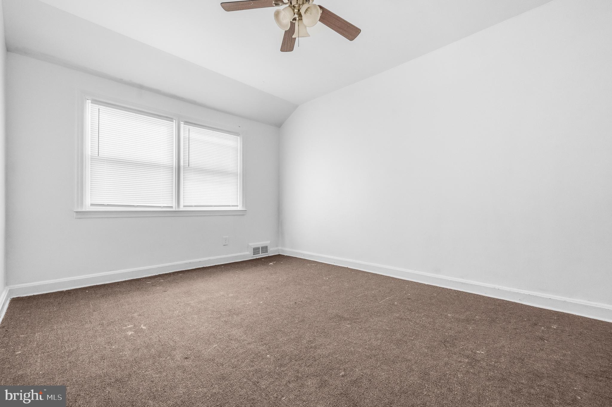 PERRING LOCH - Residential