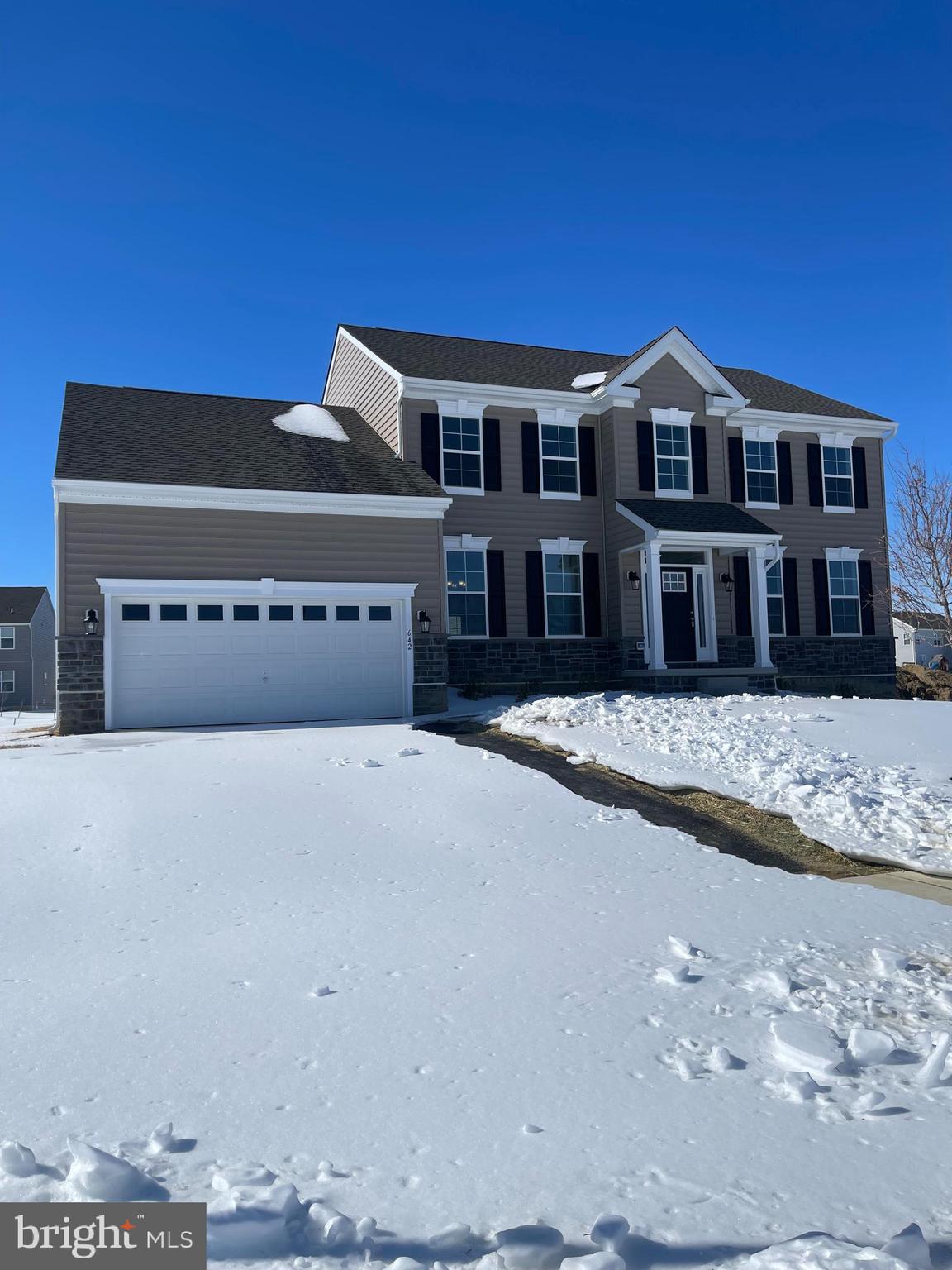 642 GORDON HOUSE WAY