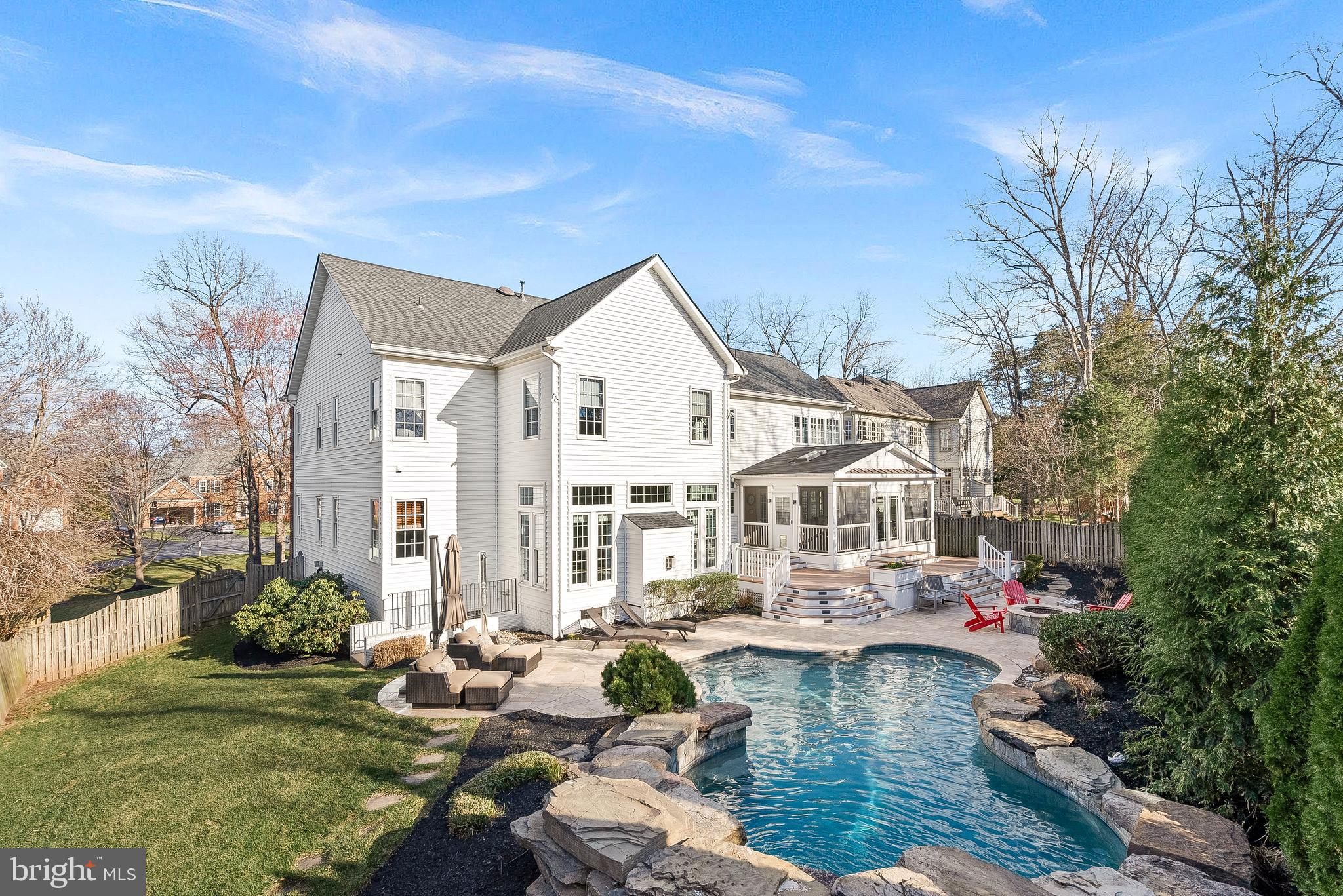 ASHBURN - Residential