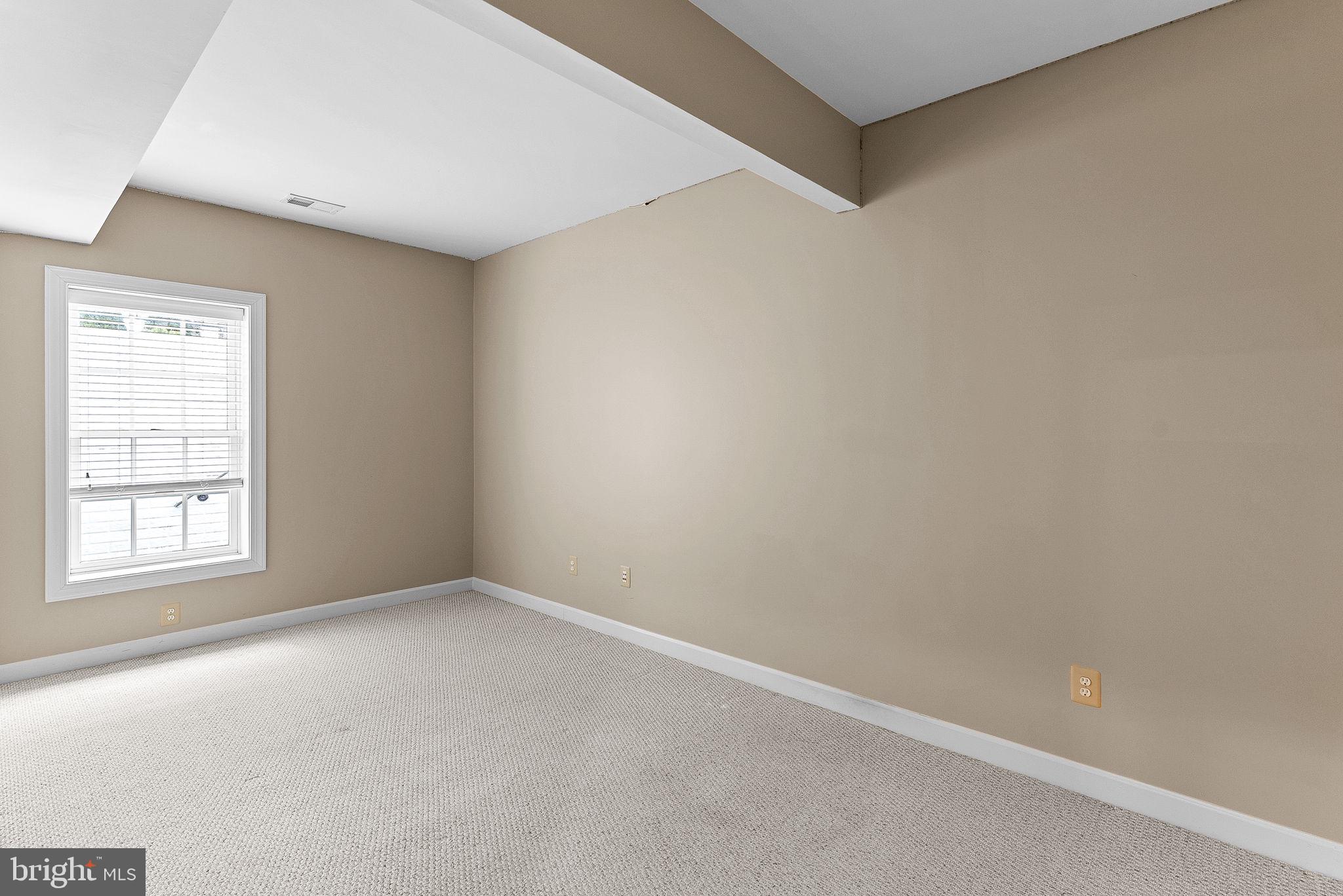 ASHBURN - Residential