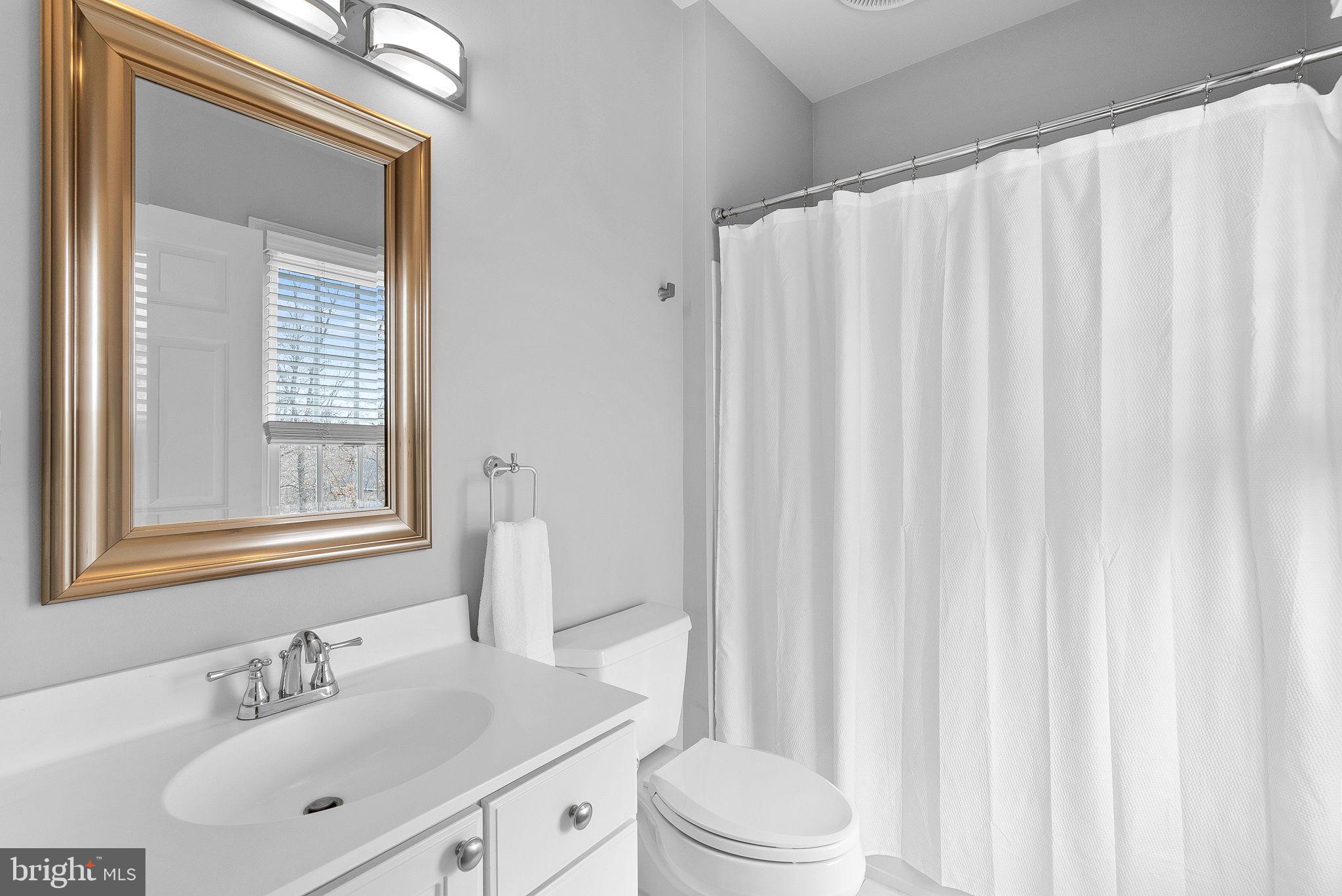 ASHBURN - Residential