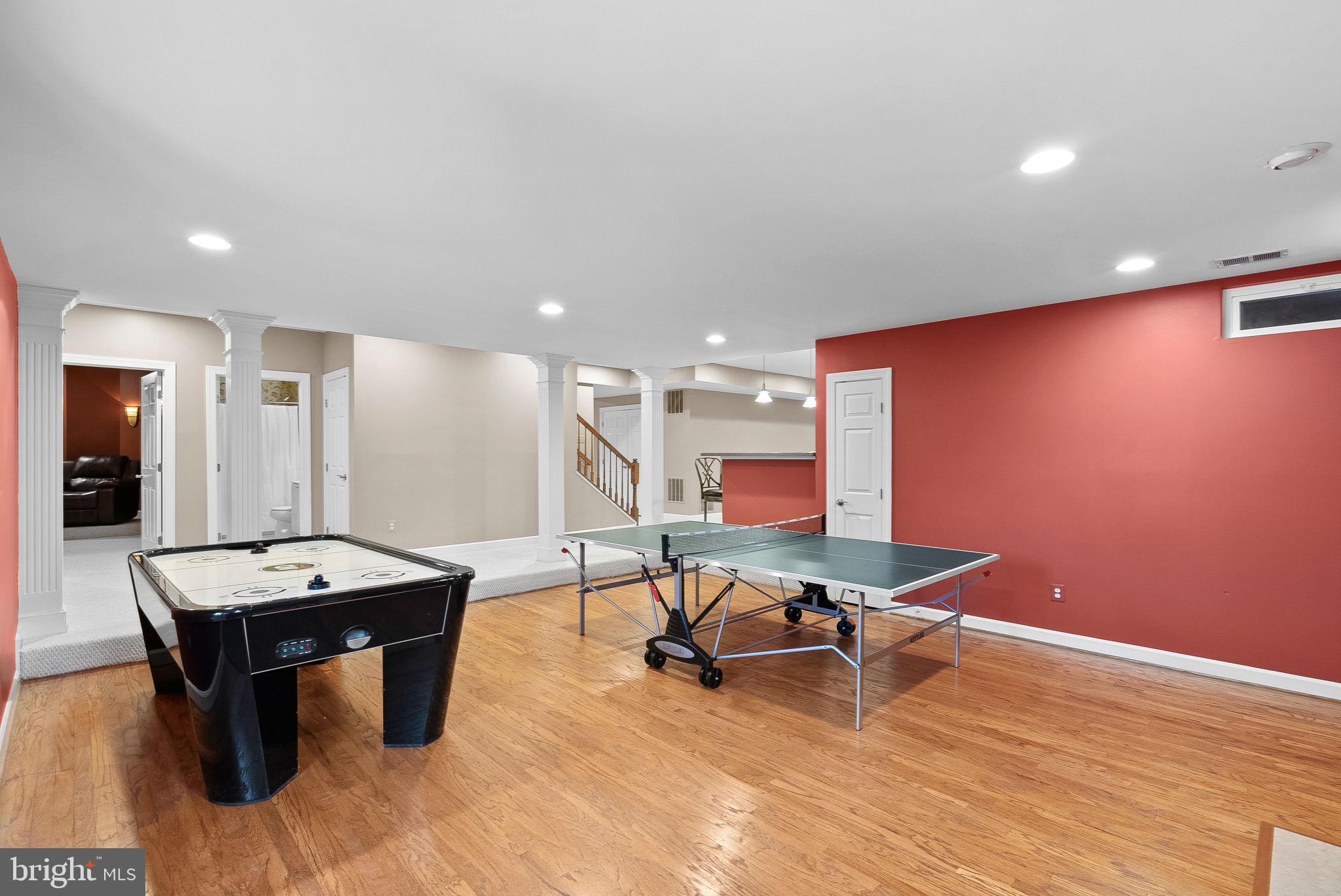 ASHBURN - Residential