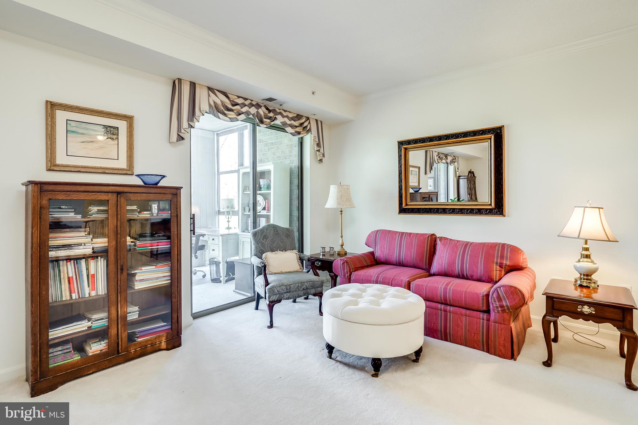 LANSDOWNE WOODS LEISURE WORLD - Residential