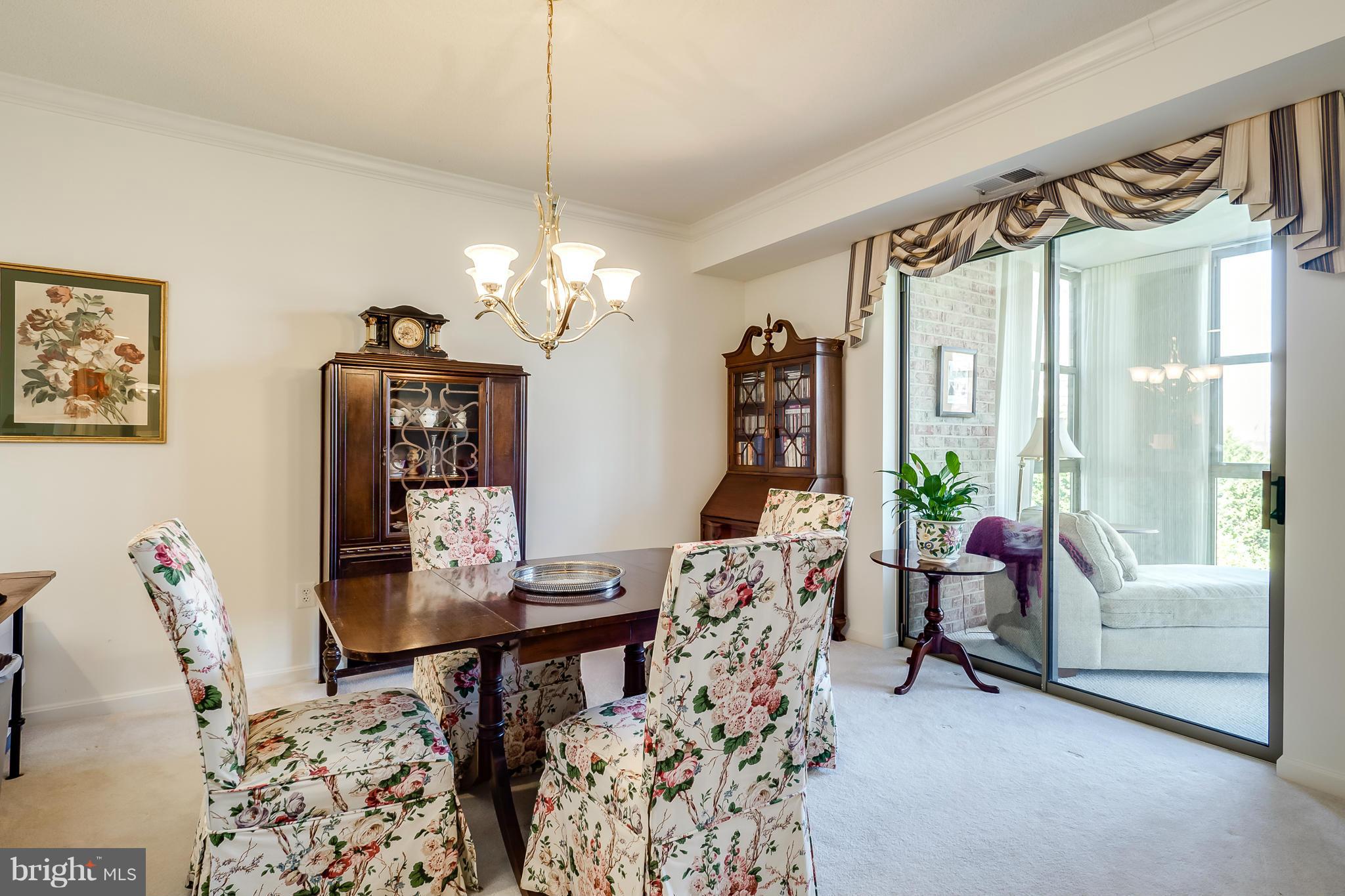 LANSDOWNE WOODS LEISURE WORLD - Residential