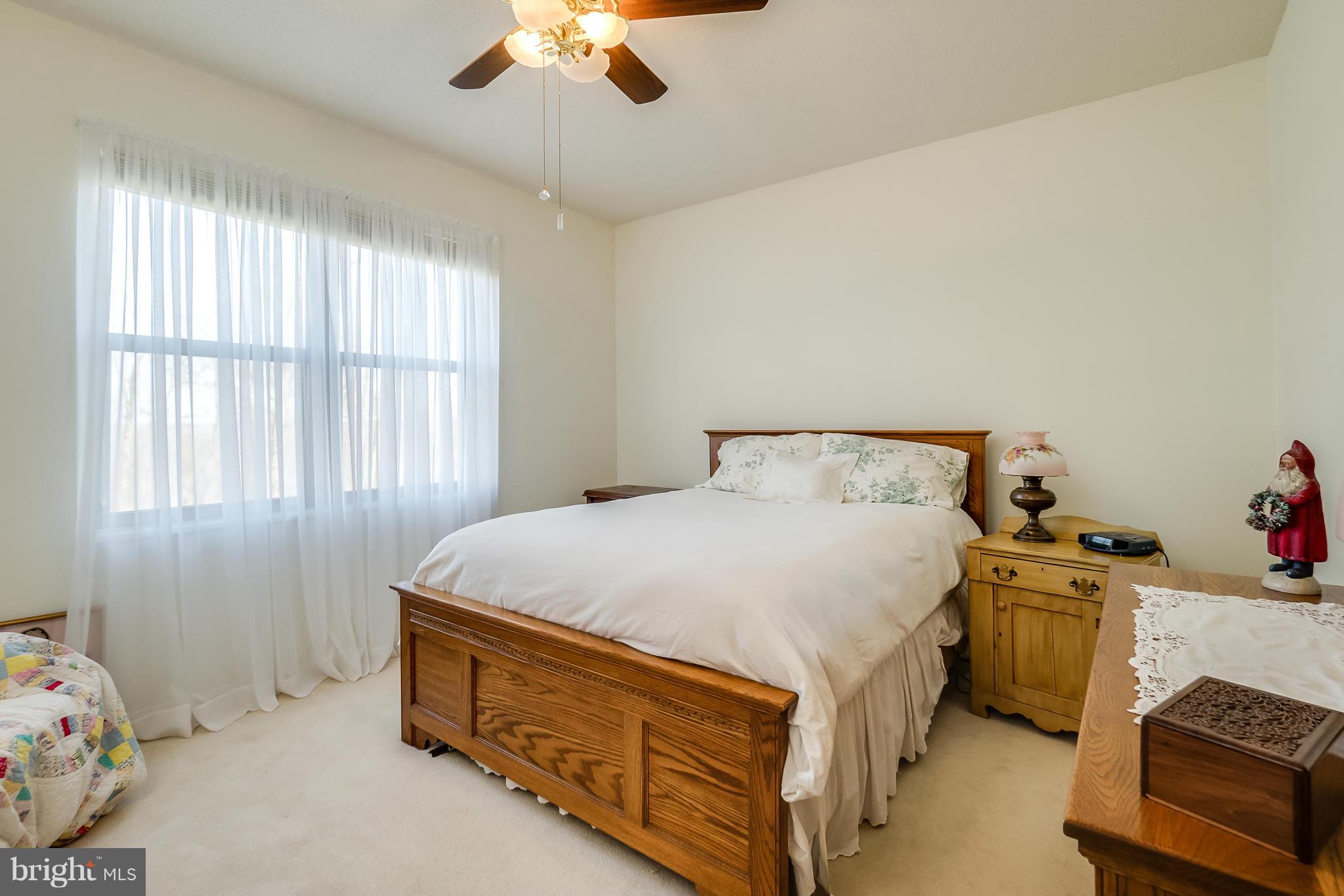 LANSDOWNE WOODS LEISURE WORLD - Residential