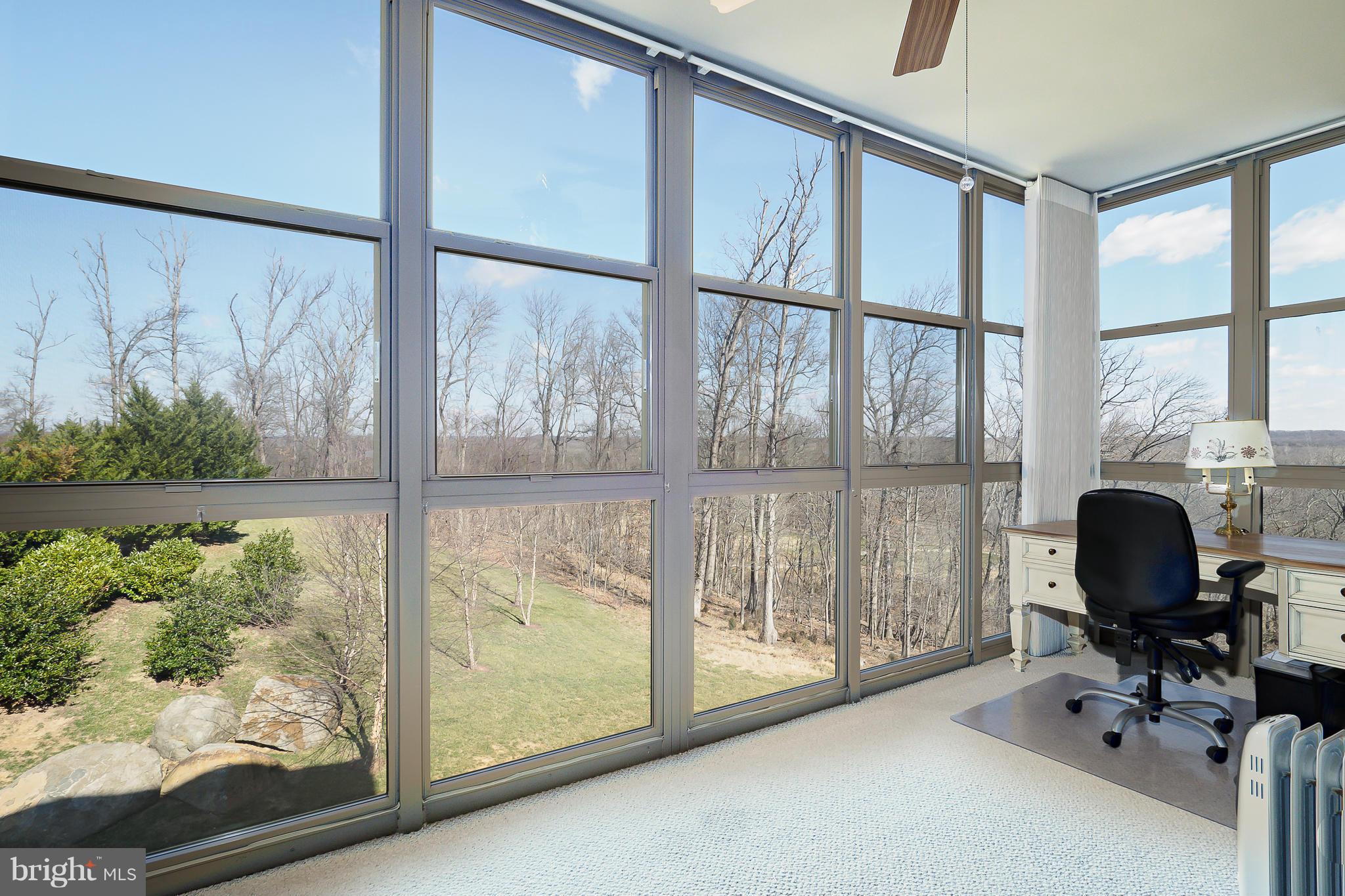 LANSDOWNE WOODS LEISURE WORLD - Residential