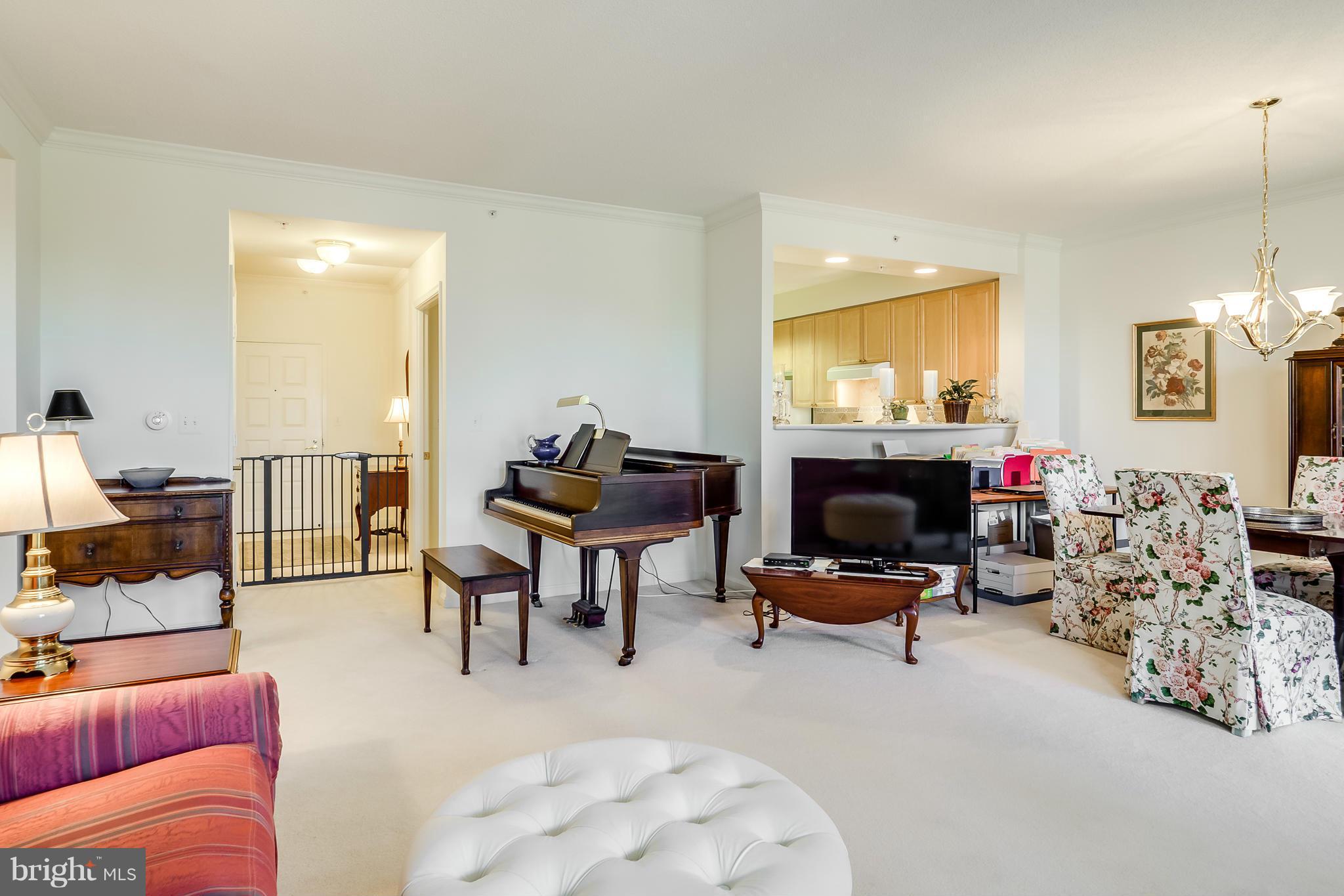 LANSDOWNE WOODS LEISURE WORLD - Residential