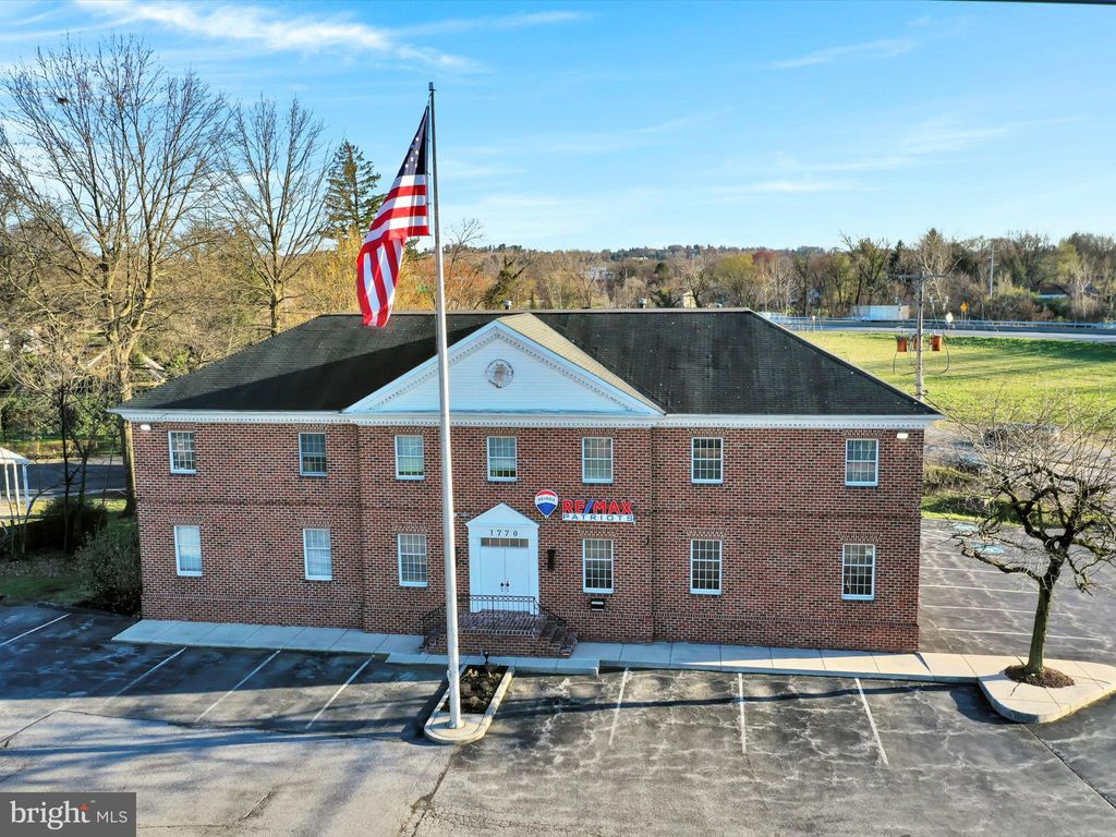Photo of 1770 E Market Street #SUITE 102, YORK, PA 17402 (MLS # PAYK2089416)