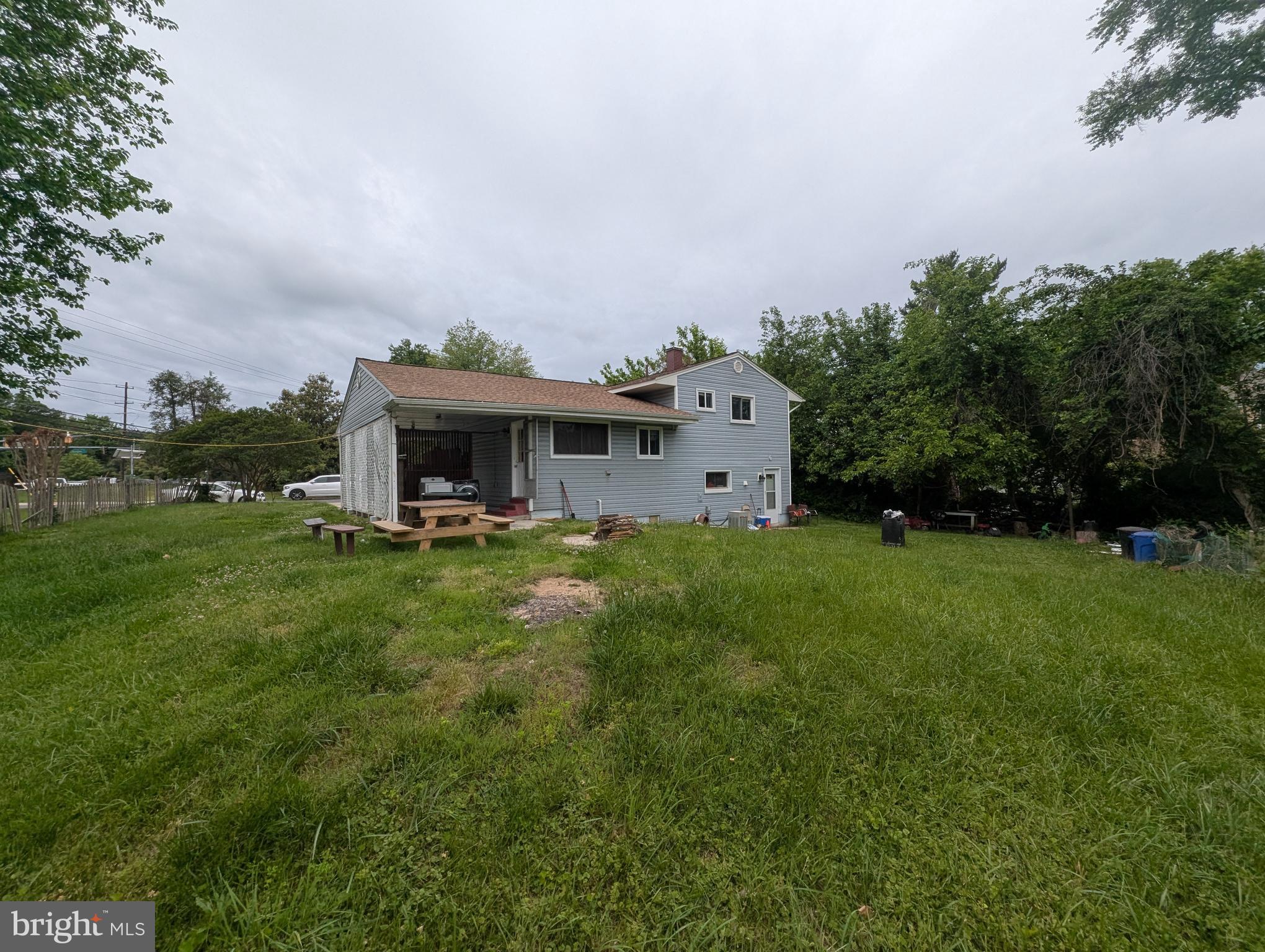 LAKECREST - Residential