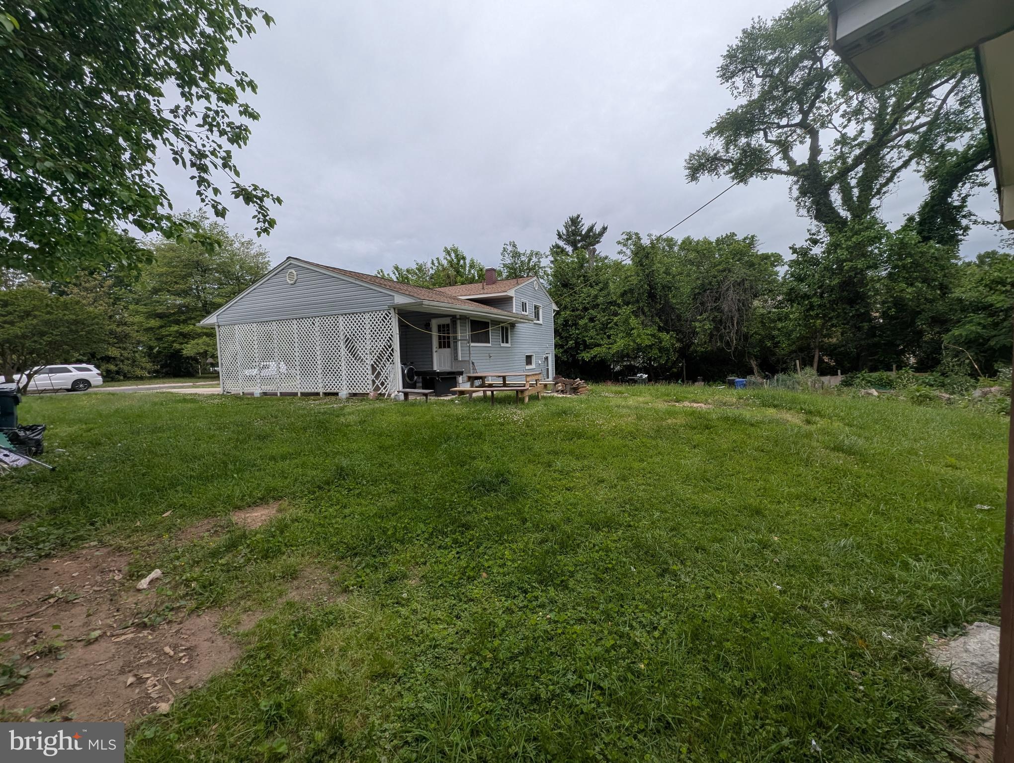 LAKECREST - Residential