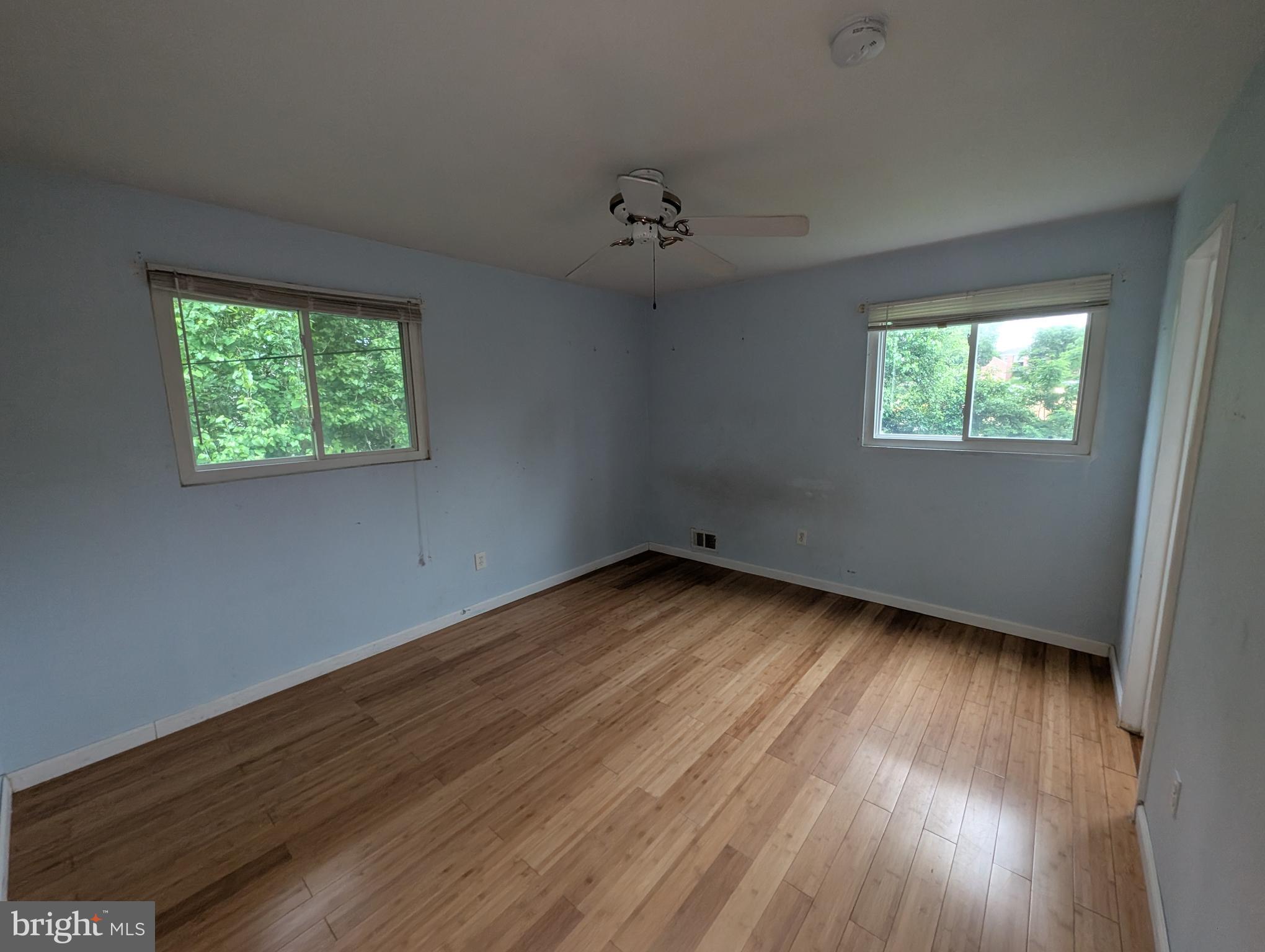 LAKECREST - Residential