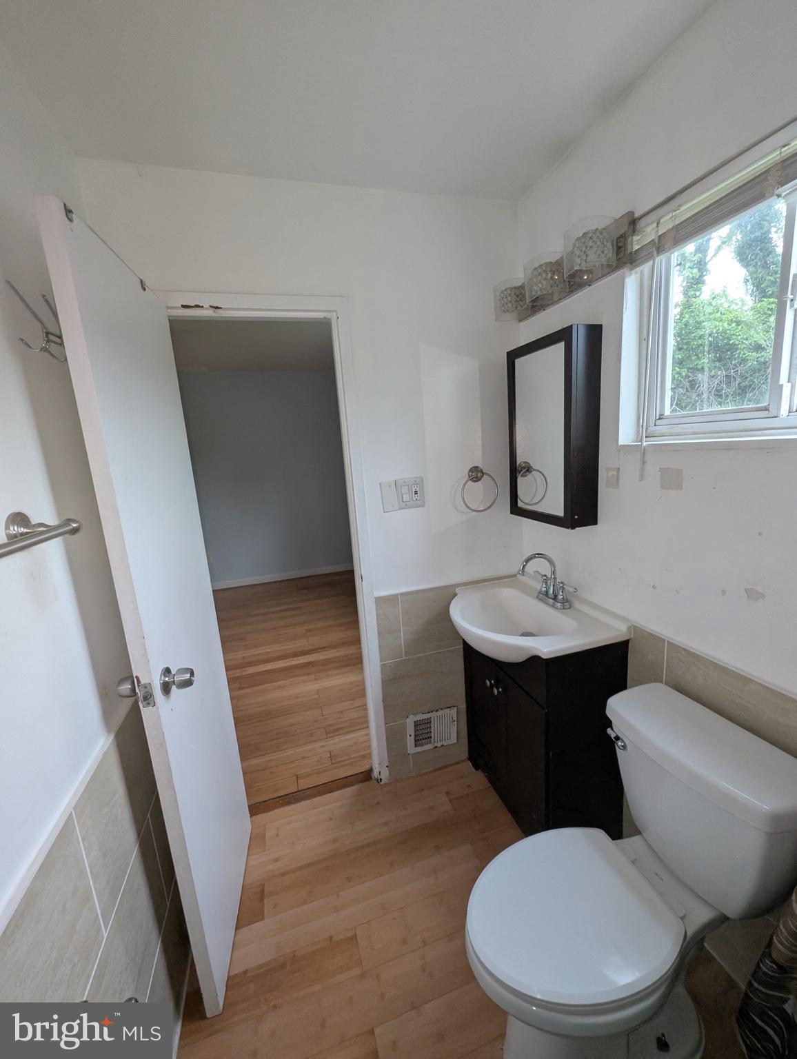 LAKECREST - Residential