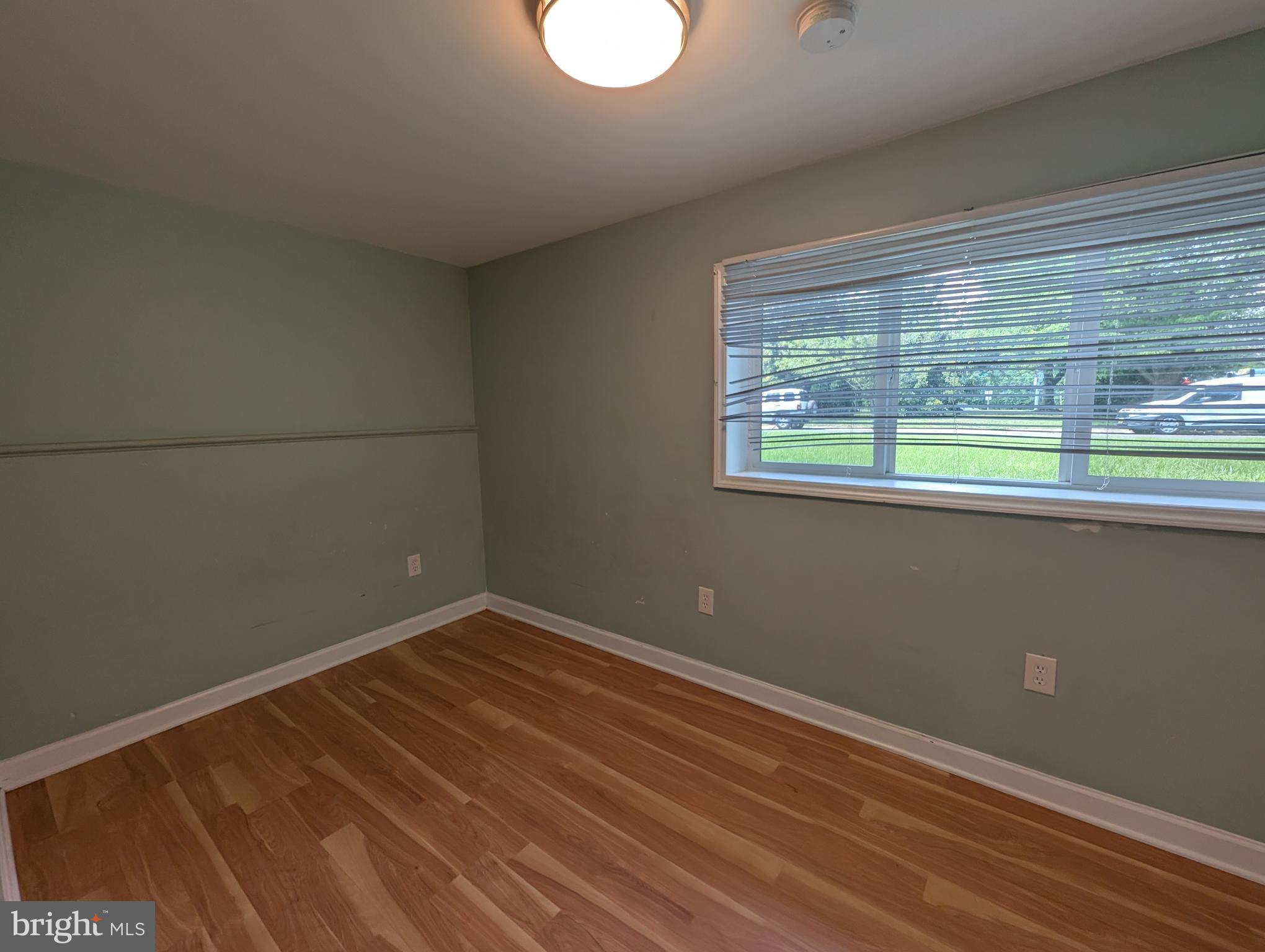 LAKECREST - Residential