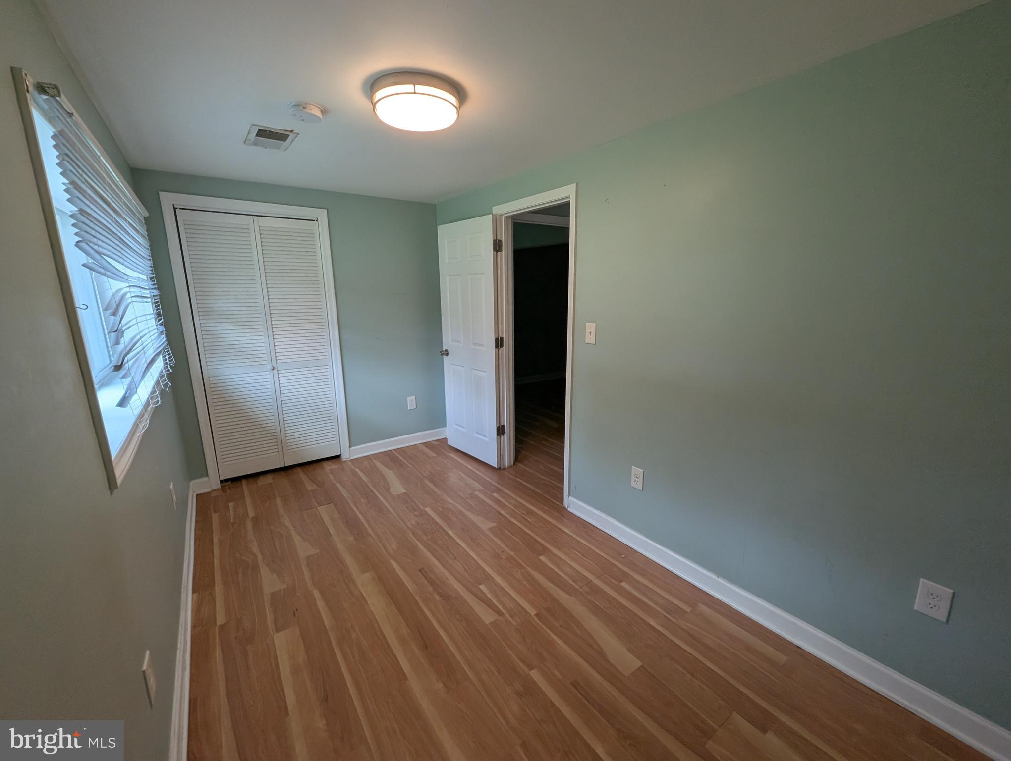 LAKECREST - Residential