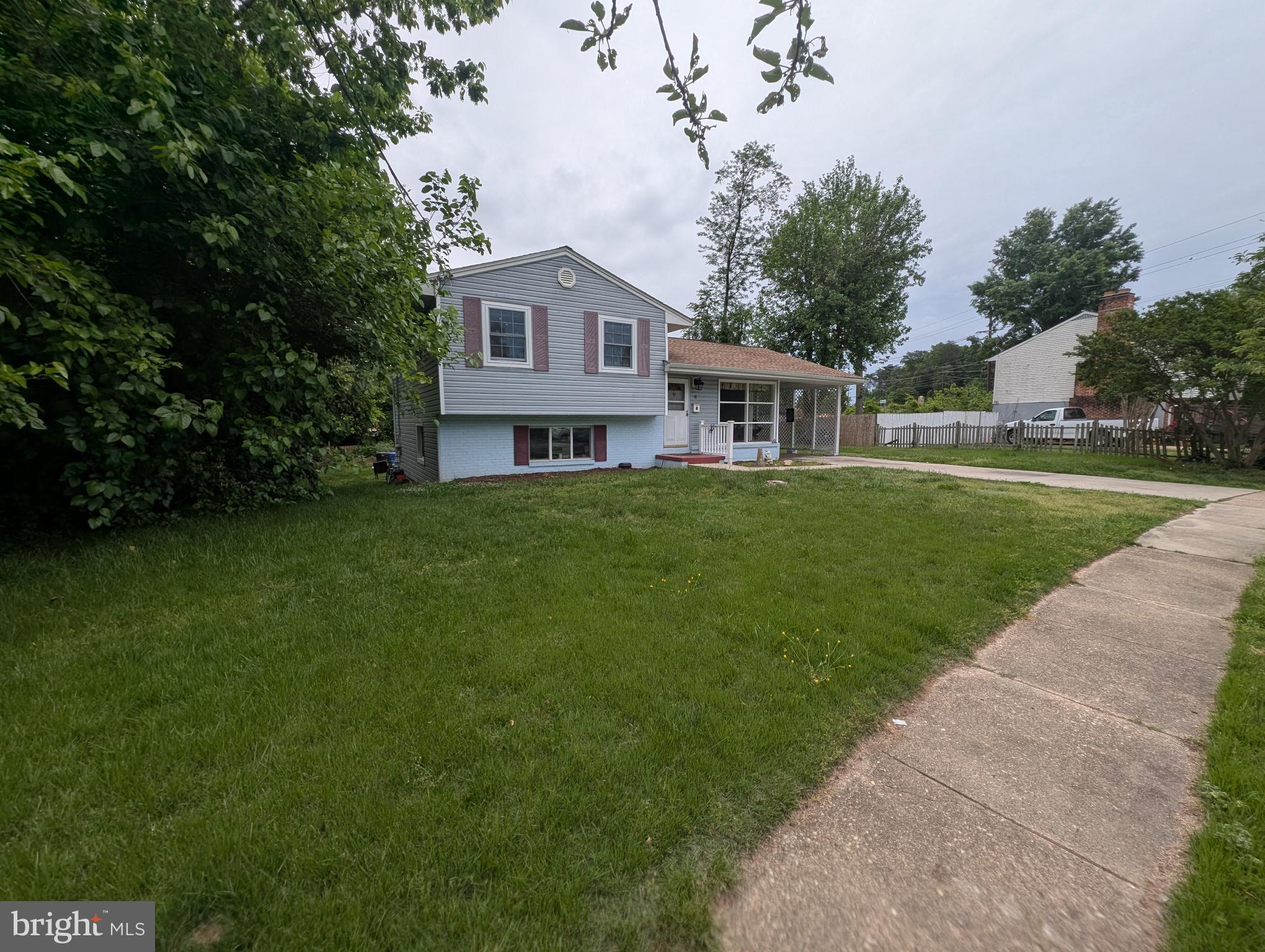 LAKECREST - Residential