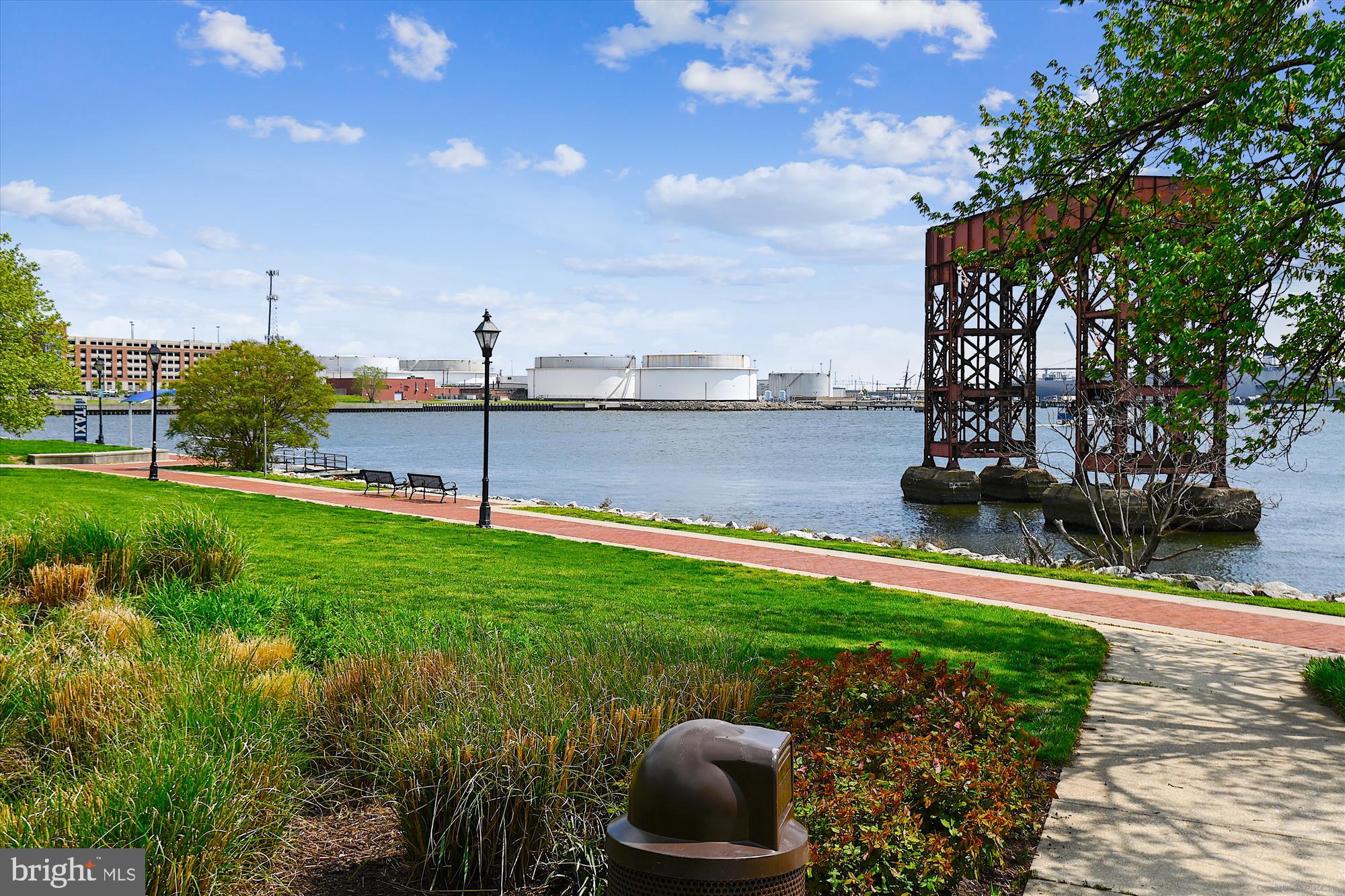 CANTON COVE - Residential