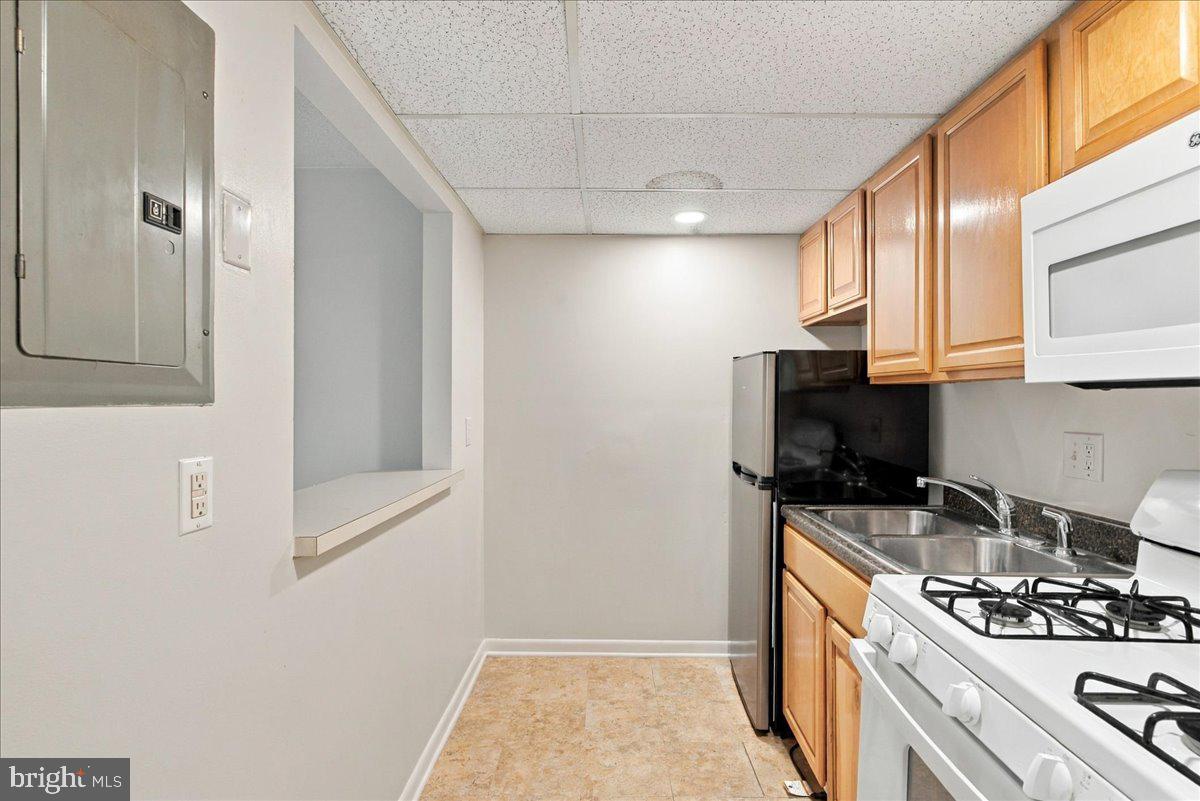 116 N INDIAN ALLEY 101