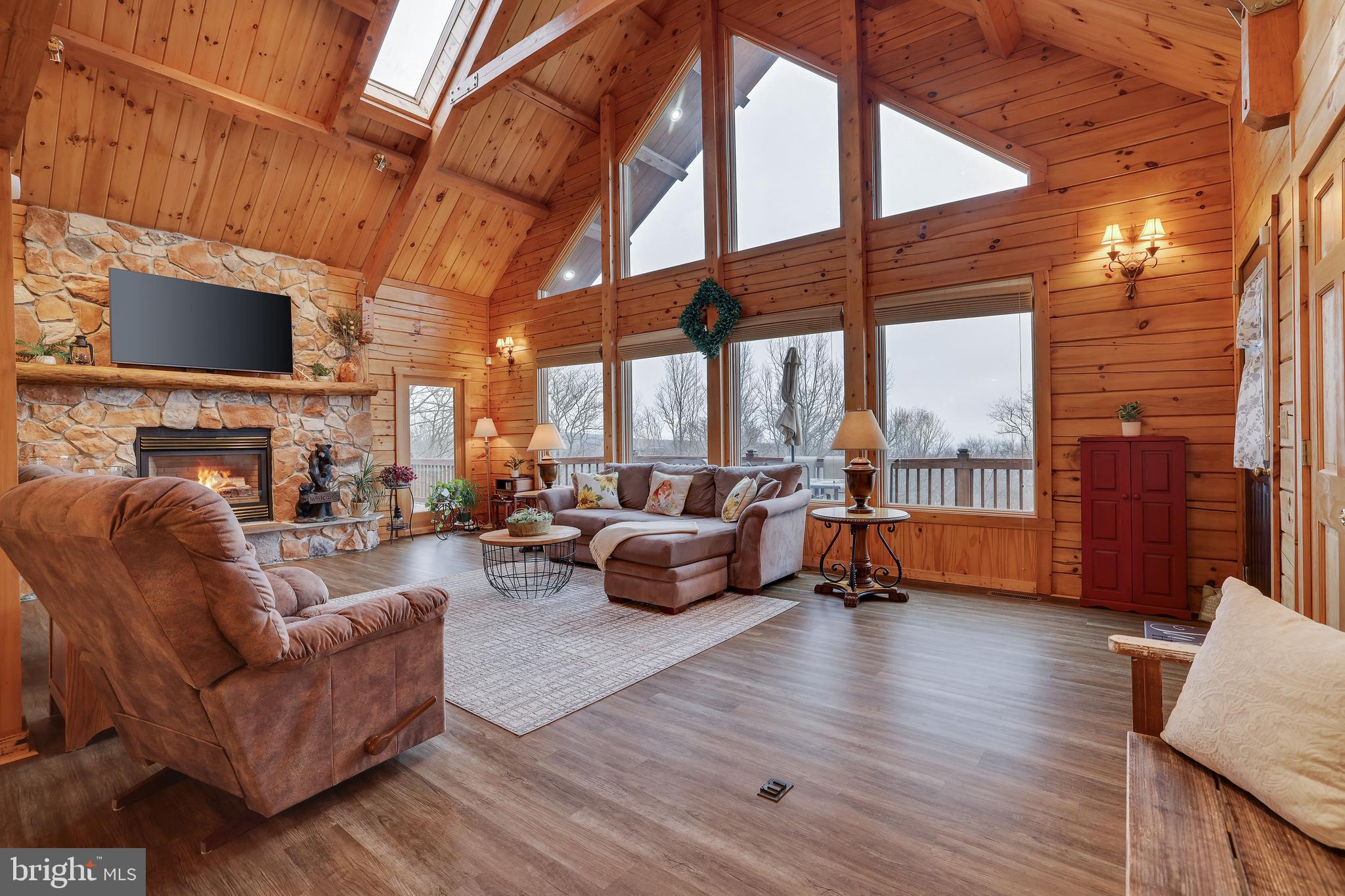 VALLEY VIEW ESTATES - CARBON - Residential