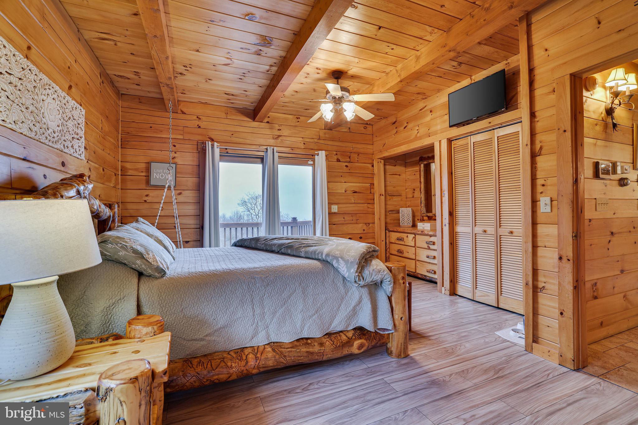 VALLEY VIEW ESTATES - CARBON - Residential