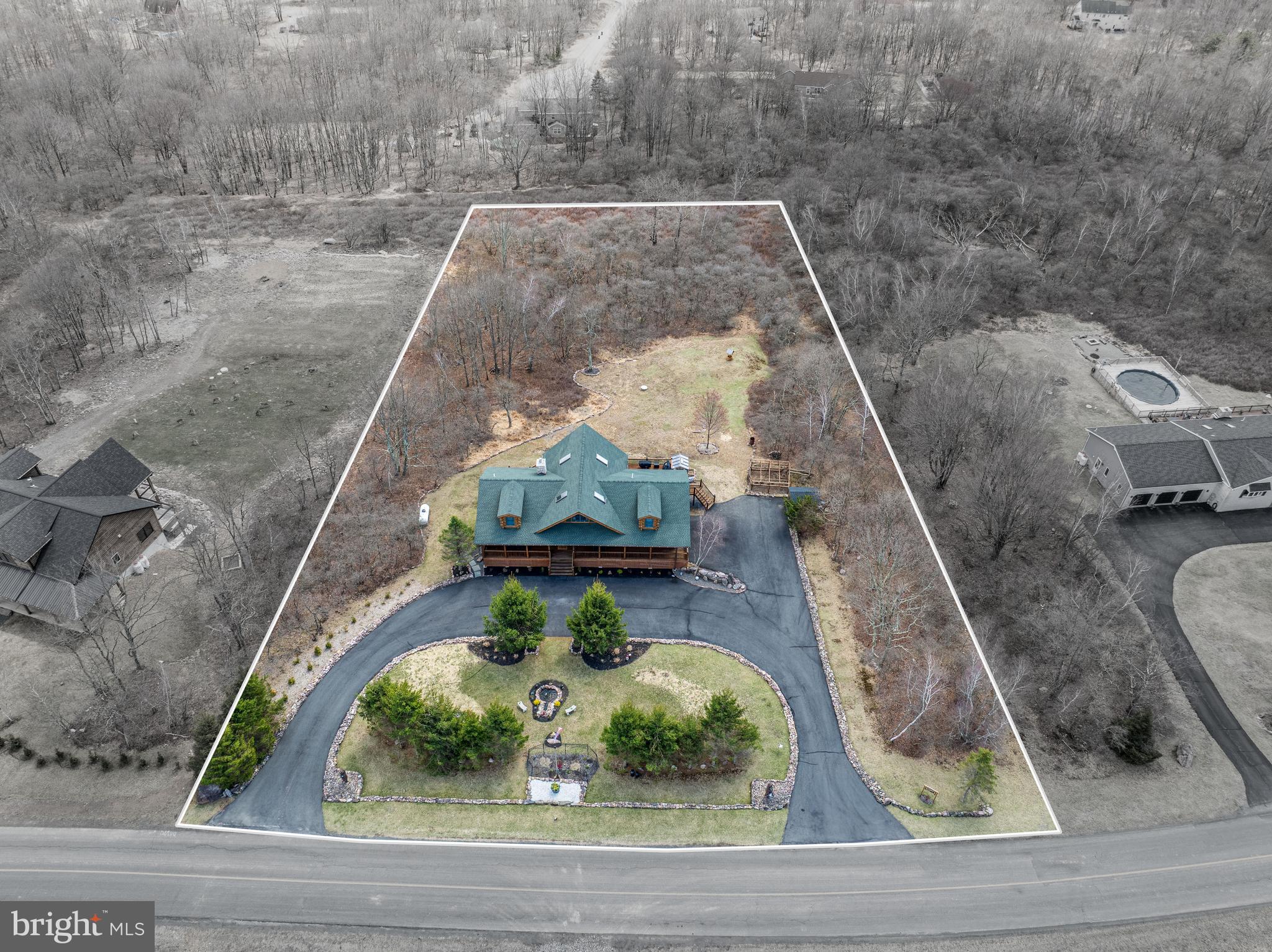 VALLEY VIEW ESTATES - CARBON - Residential