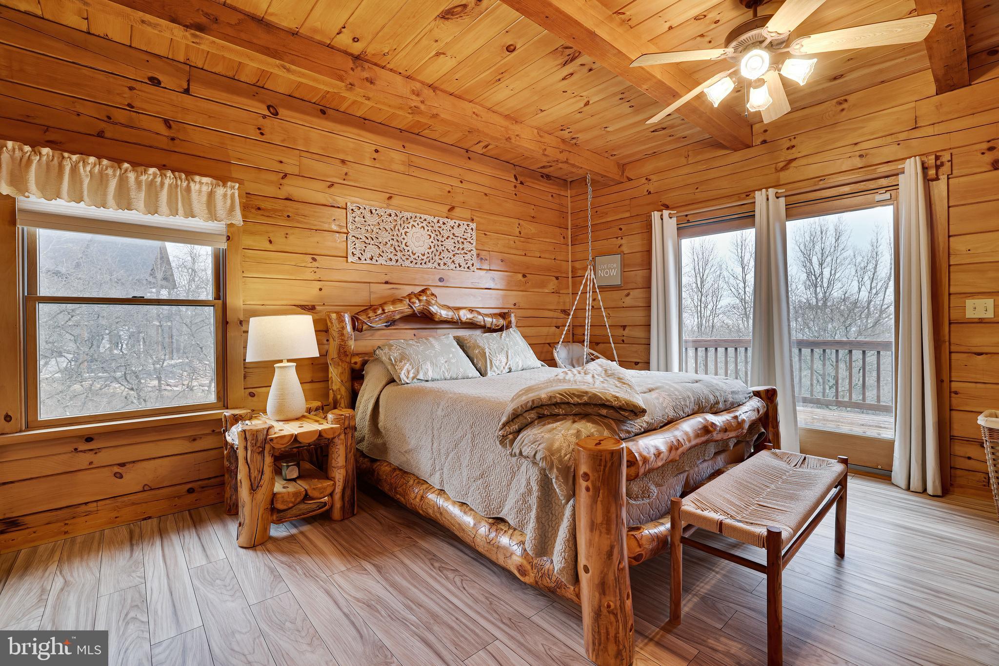 VALLEY VIEW ESTATES - CARBON - Residential