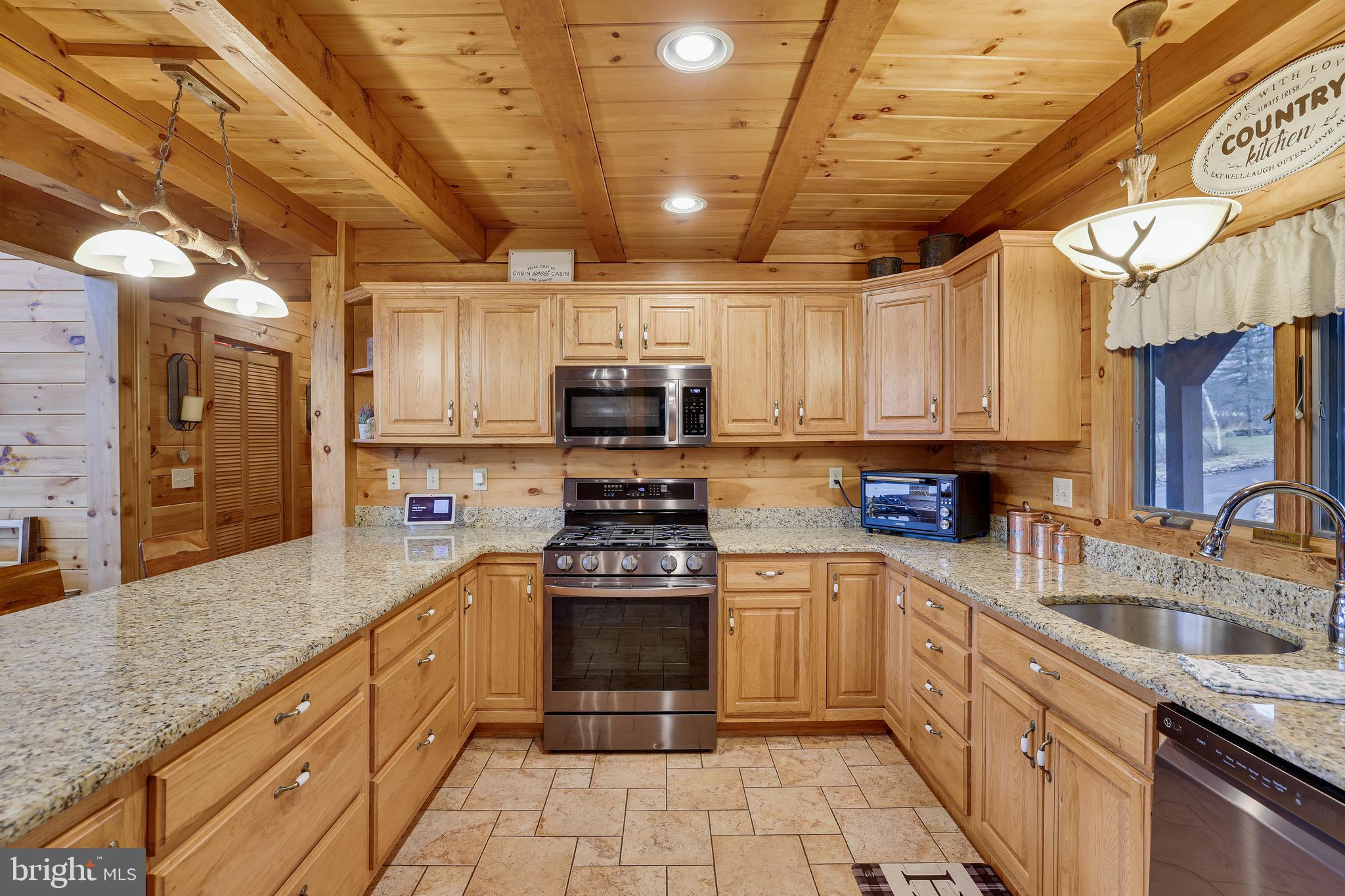 VALLEY VIEW ESTATES - CARBON - Residential