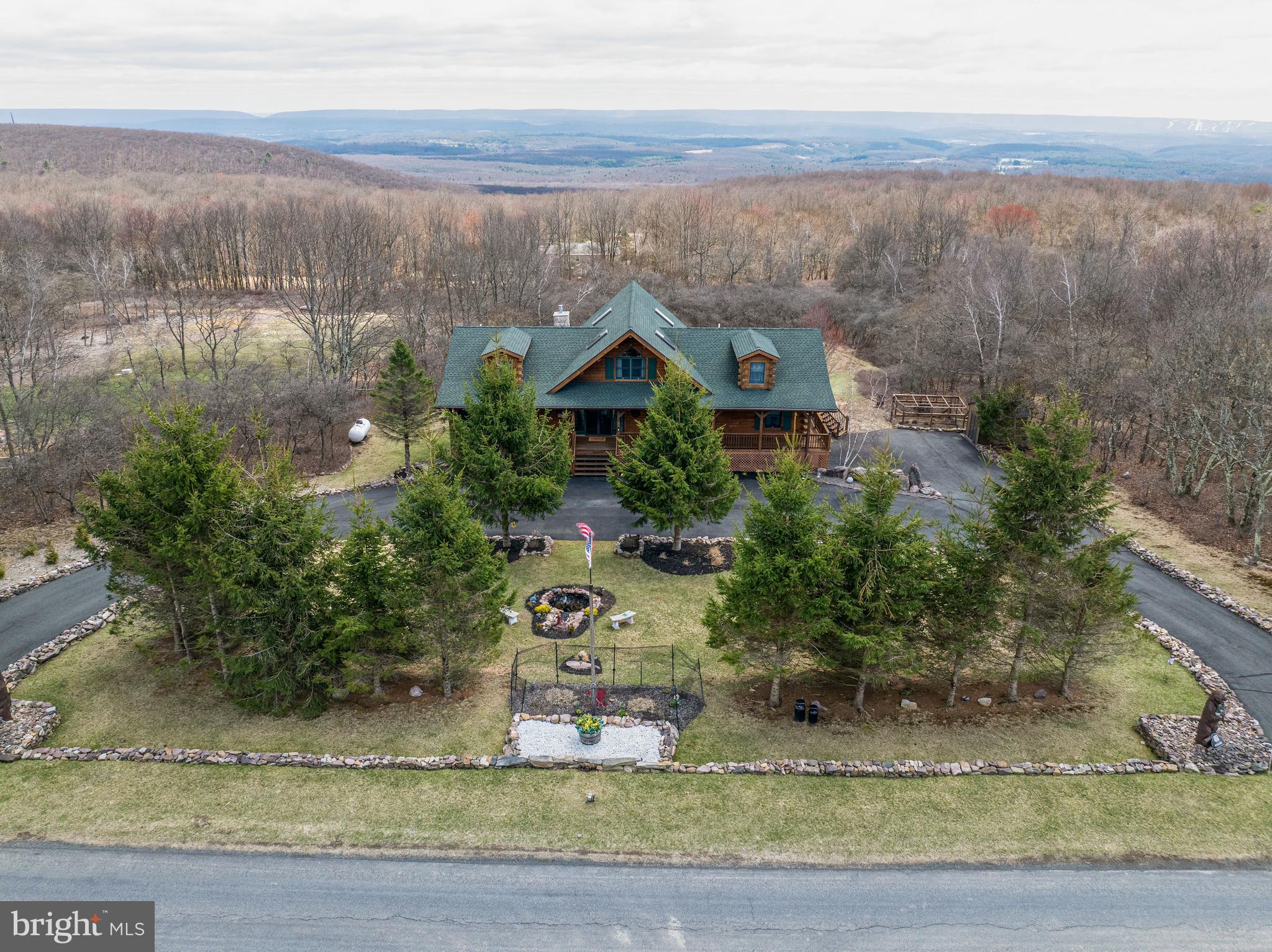 VALLEY VIEW ESTATES - CARBON - Residential