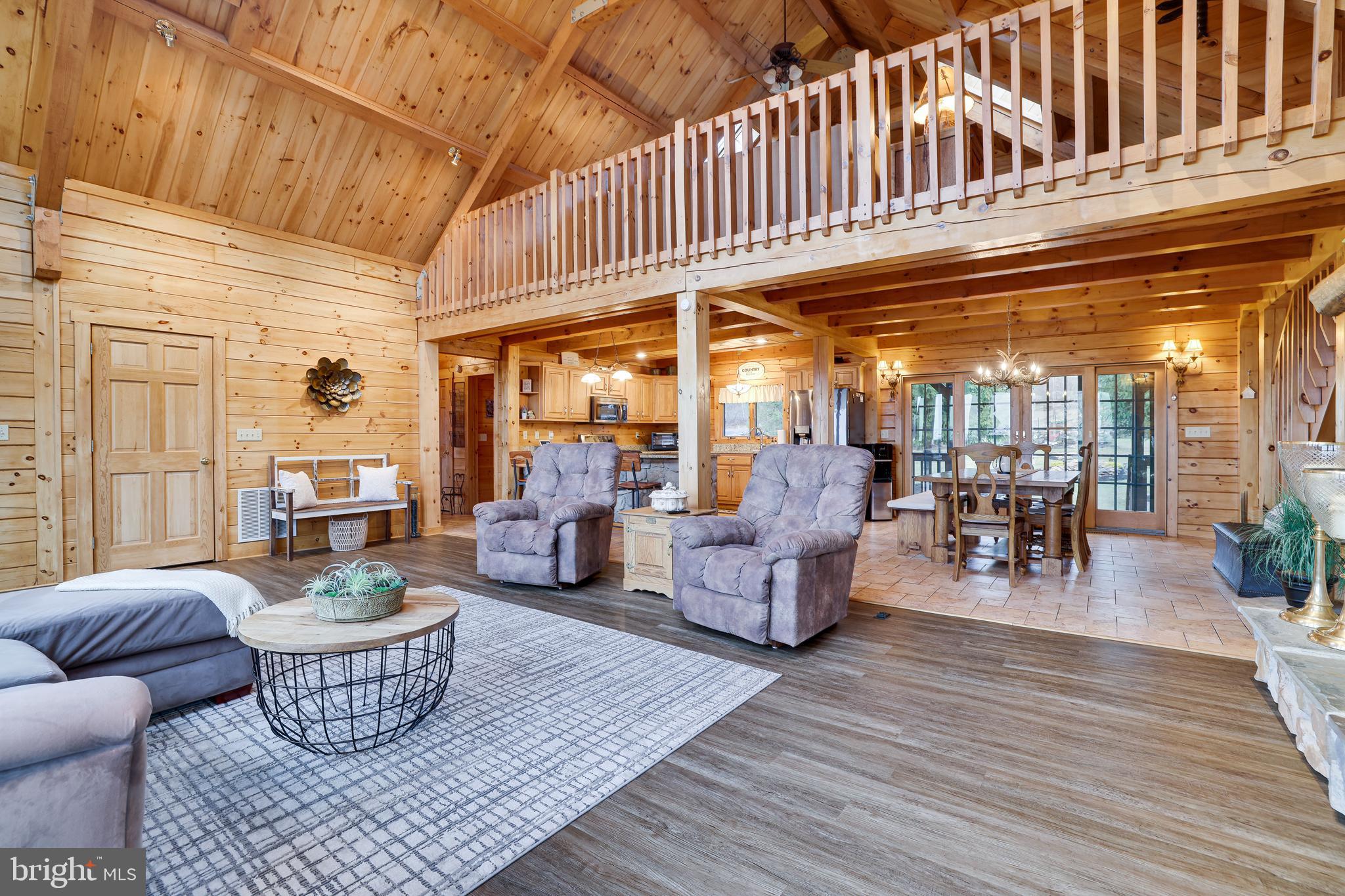 VALLEY VIEW ESTATES - CARBON - Residential