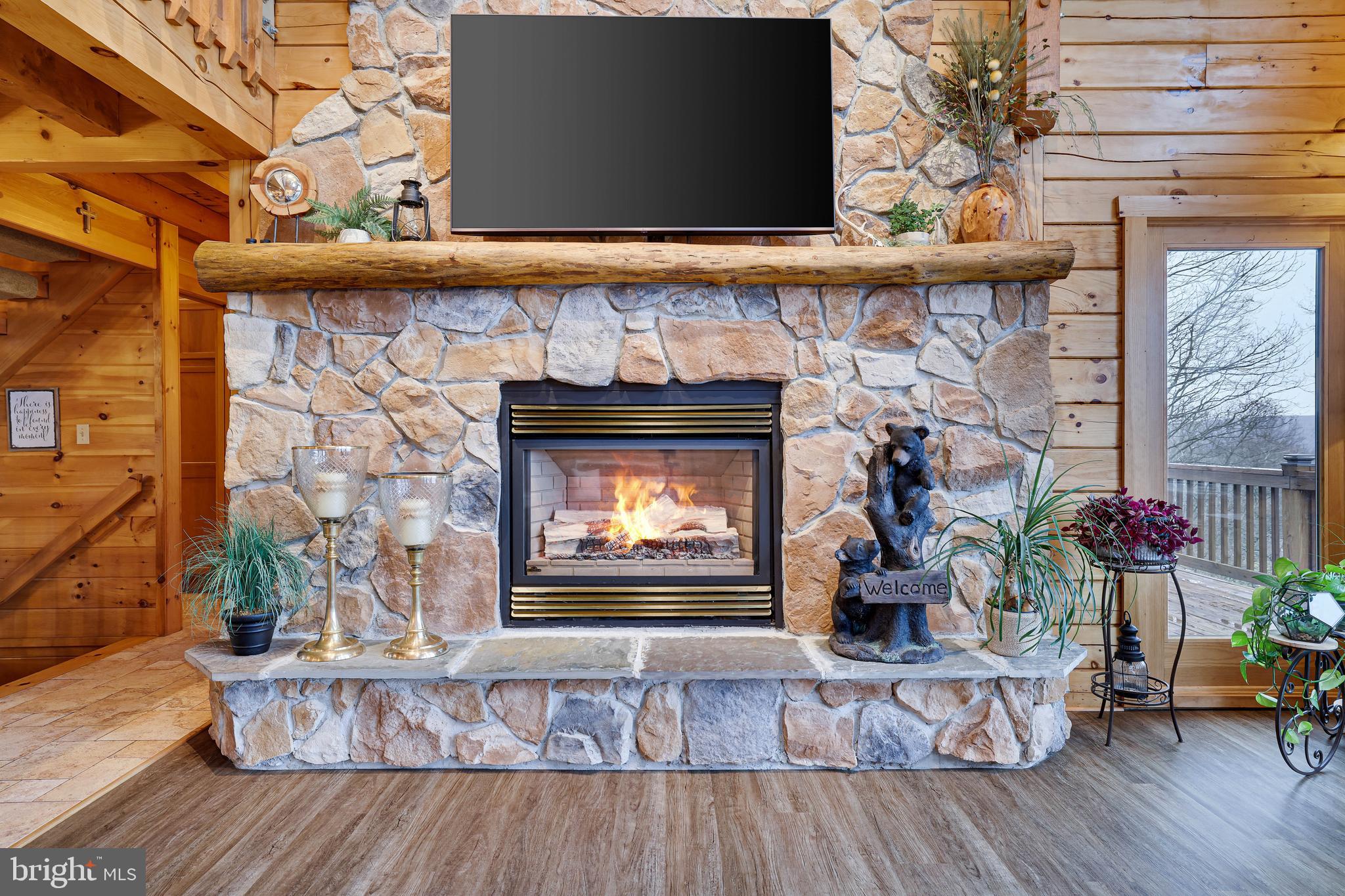 VALLEY VIEW ESTATES - CARBON - Residential