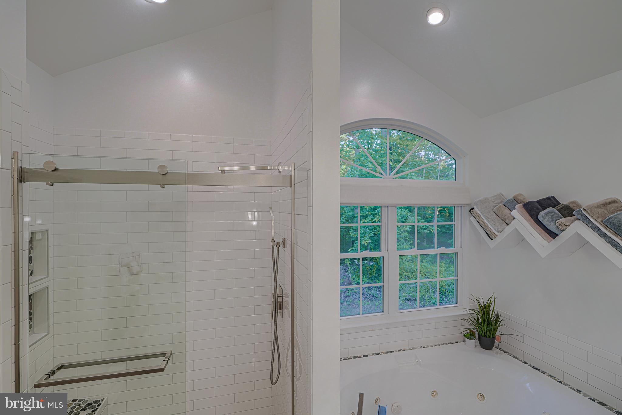 REVOLEA BEACH - Residential