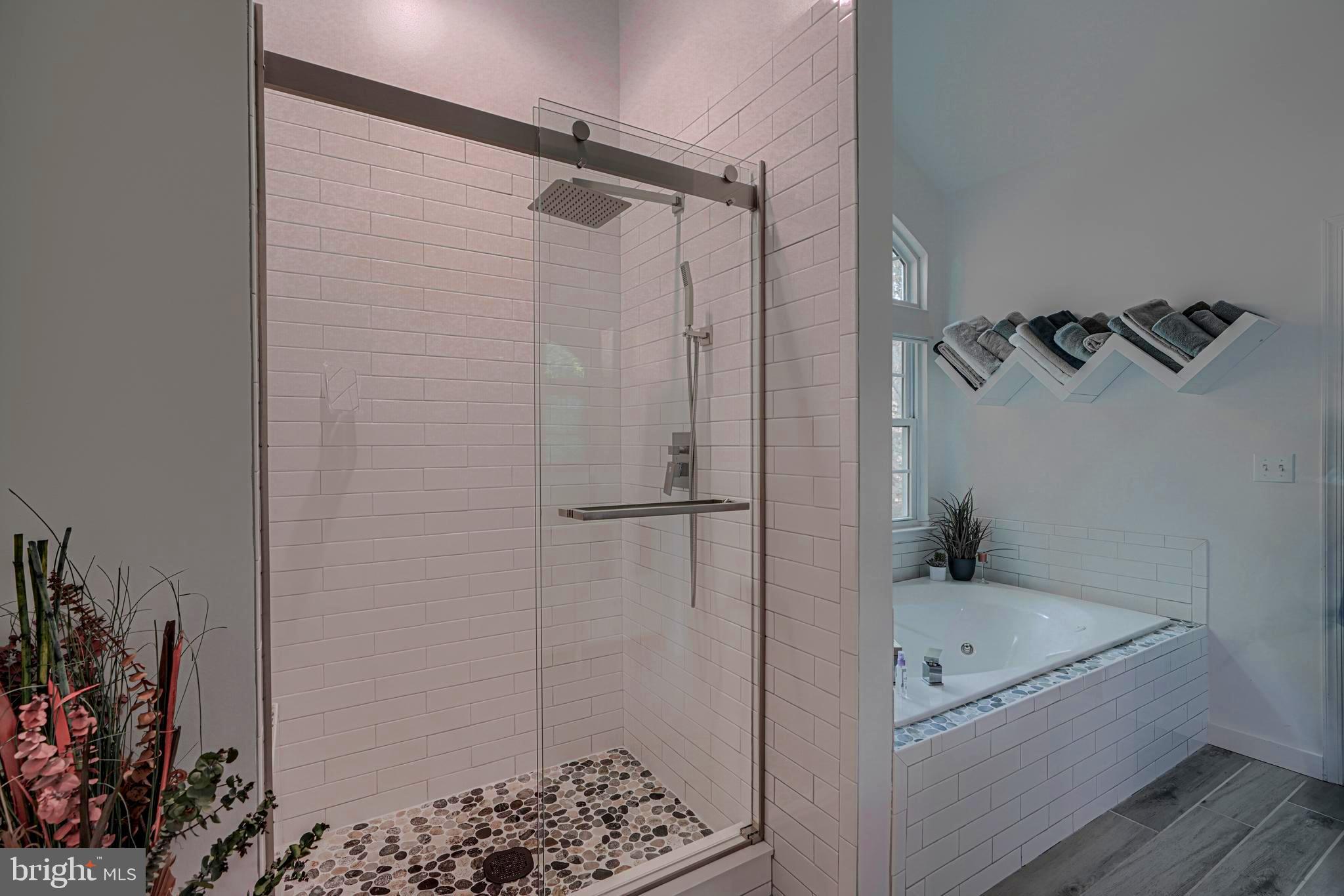 REVOLEA BEACH - Residential